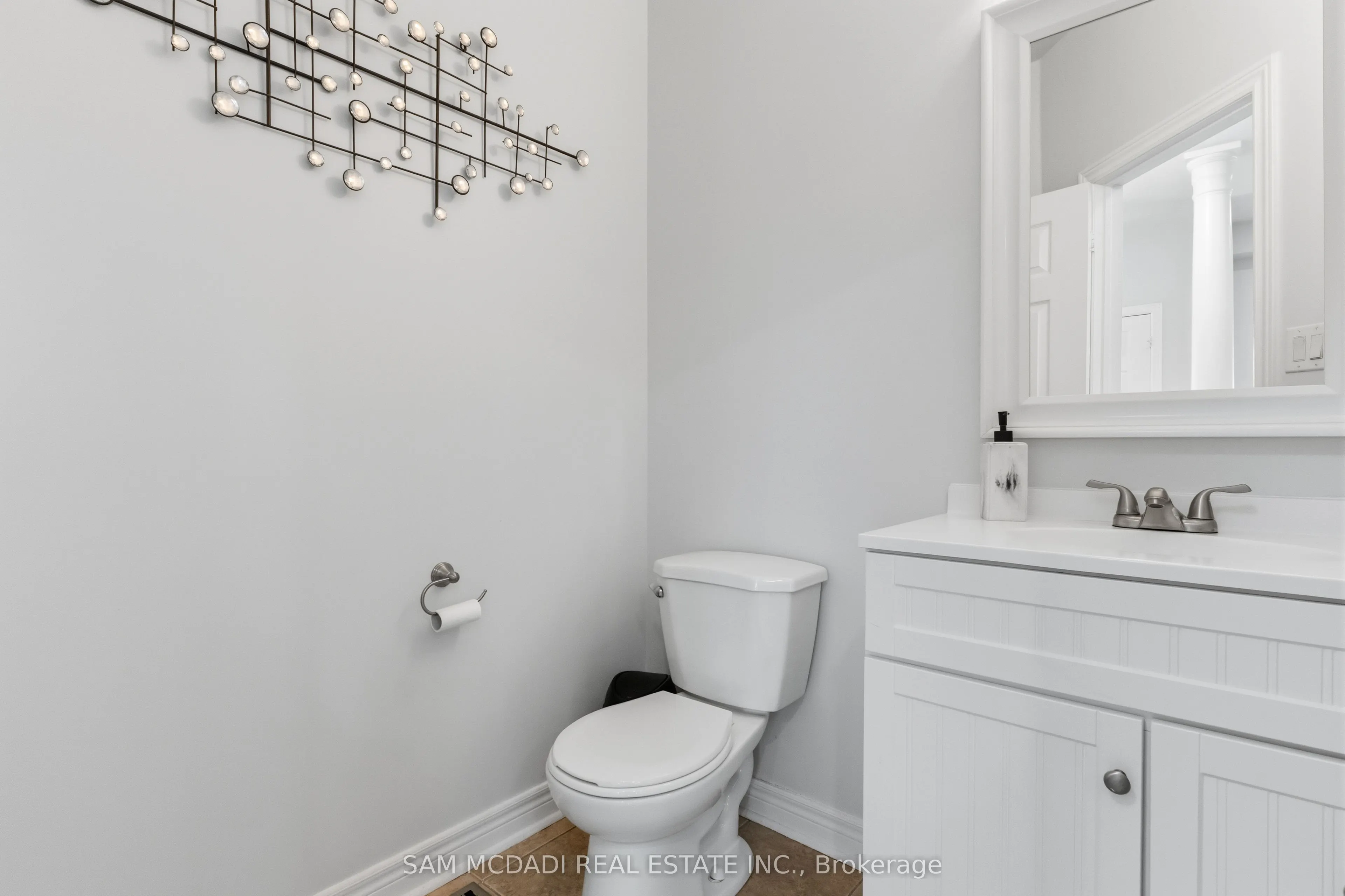 5604 Doctor Peddle Crescent