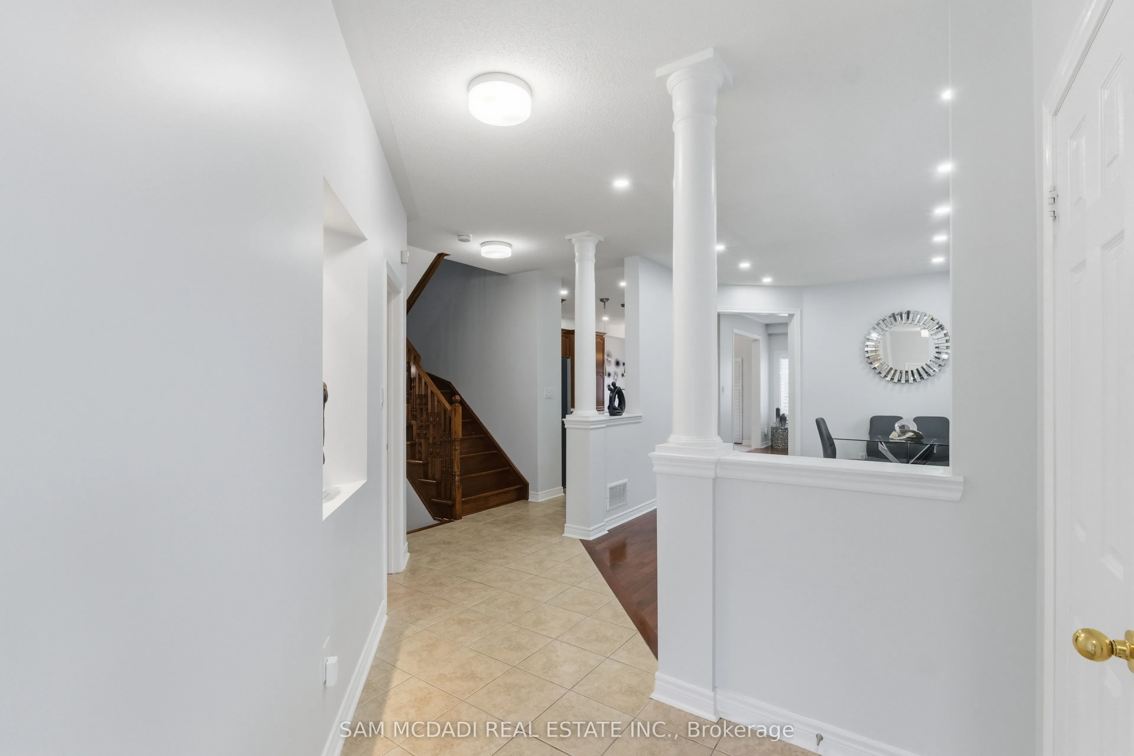 5604 Doctor Peddle Crescent