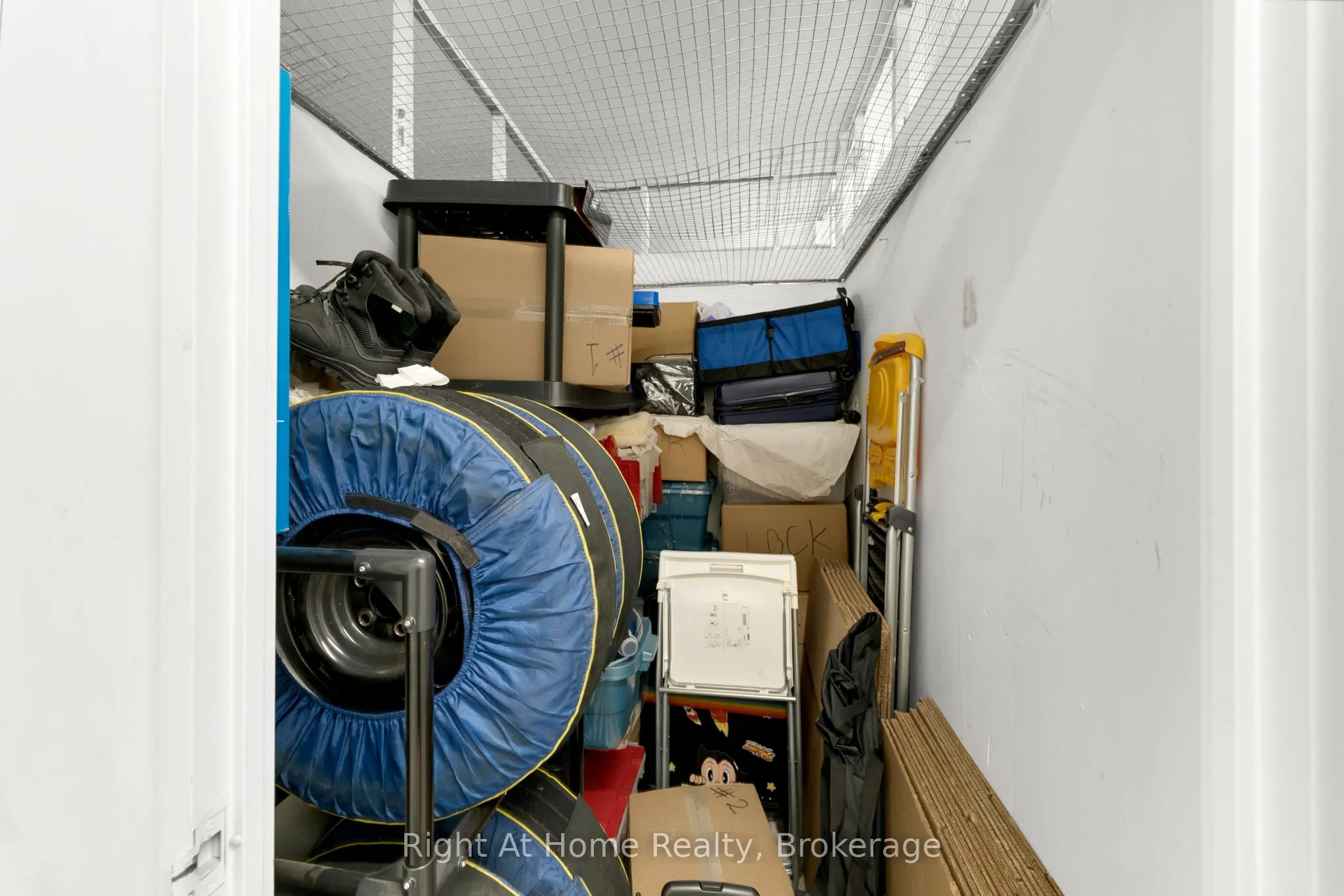 2545 Erin Centre Boulevard #1611