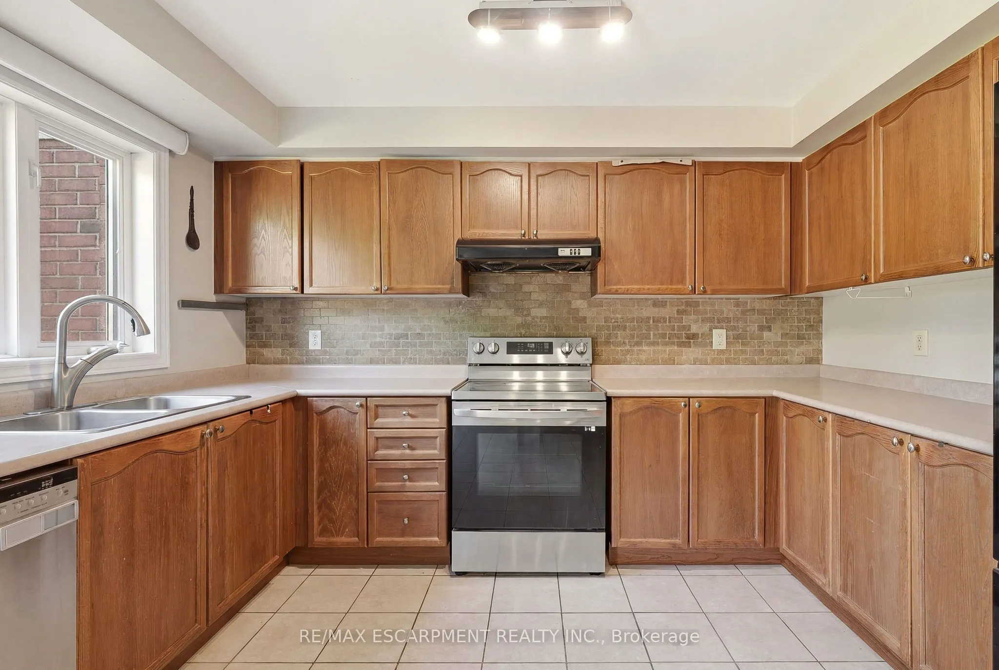 1745 Creek Way #7