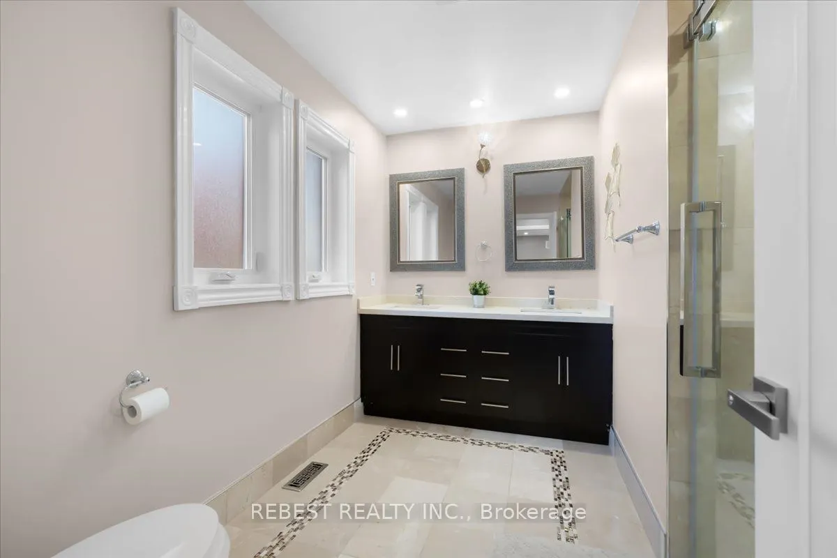 5090 Mississauga Road