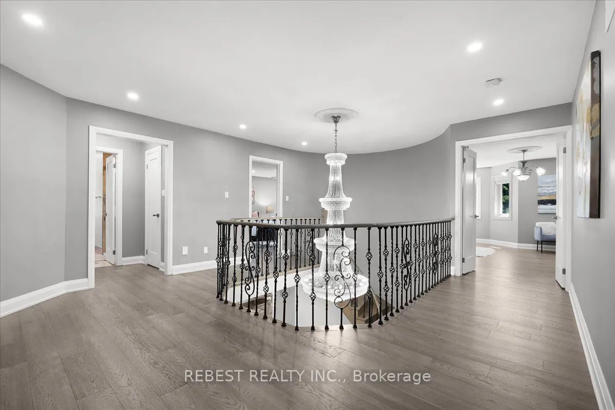 5090 Mississauga Road