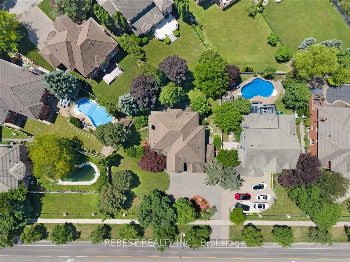 5090 Mississauga Road
