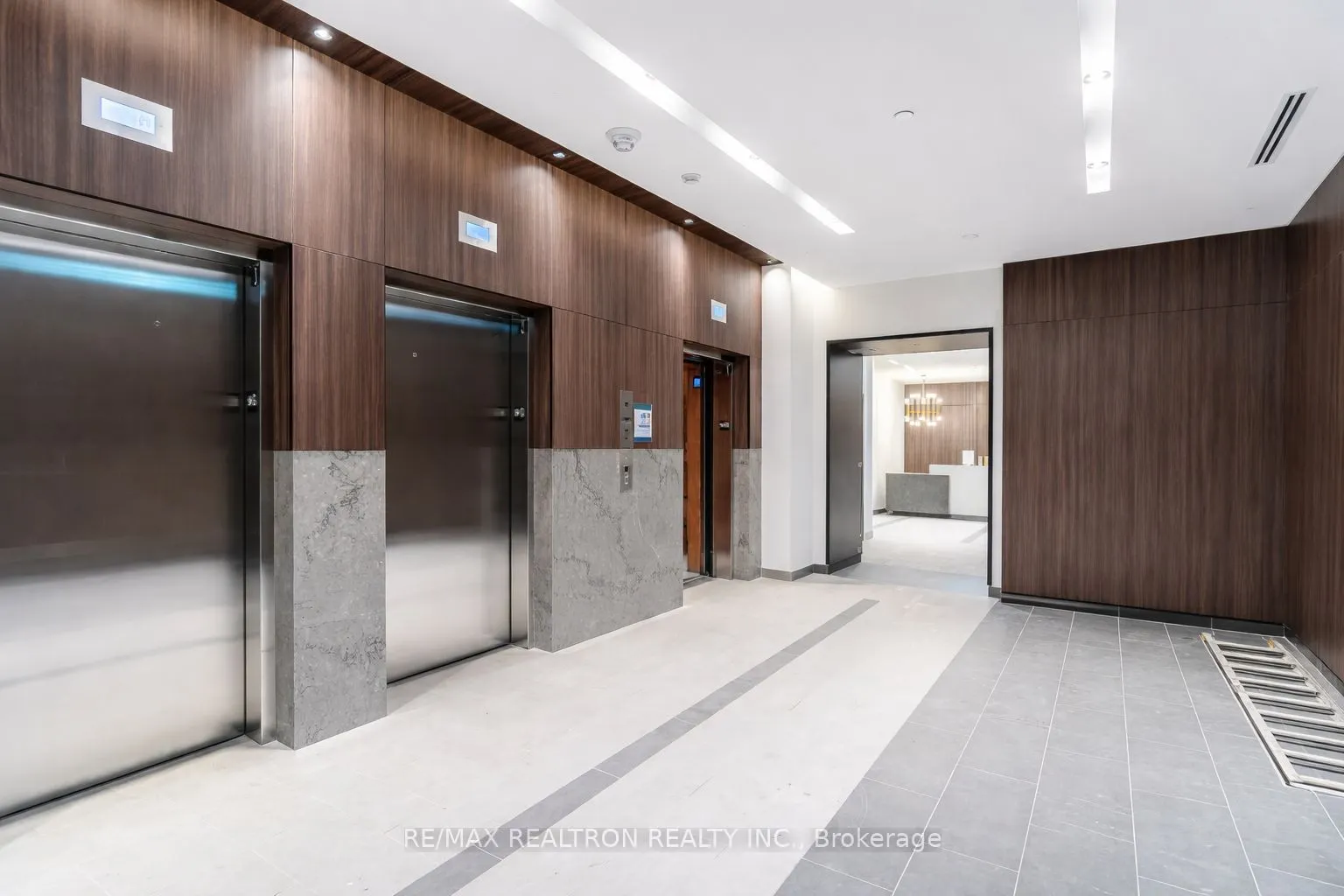 1787 St Clair Avenue #418