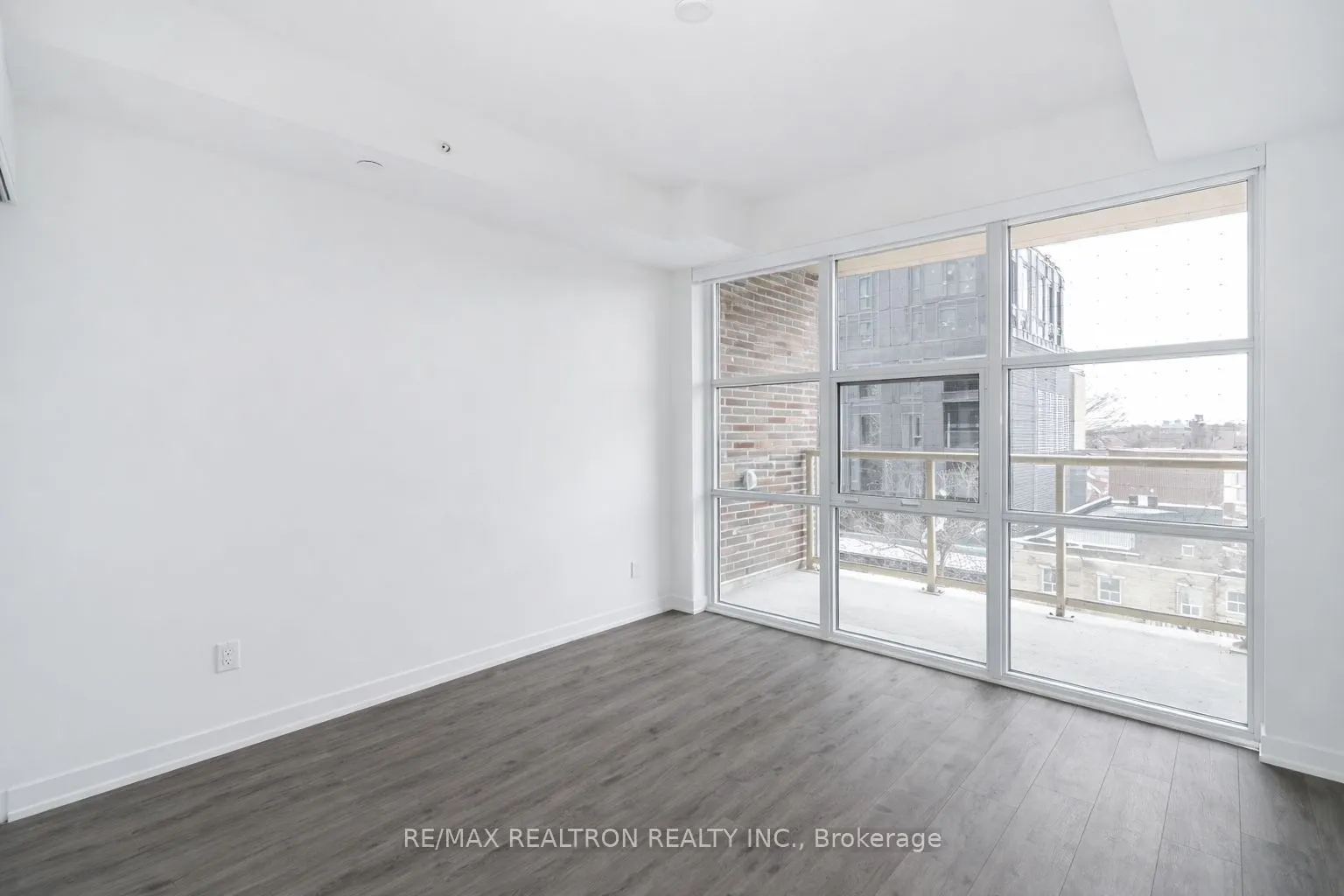 1787 St Clair Avenue #418