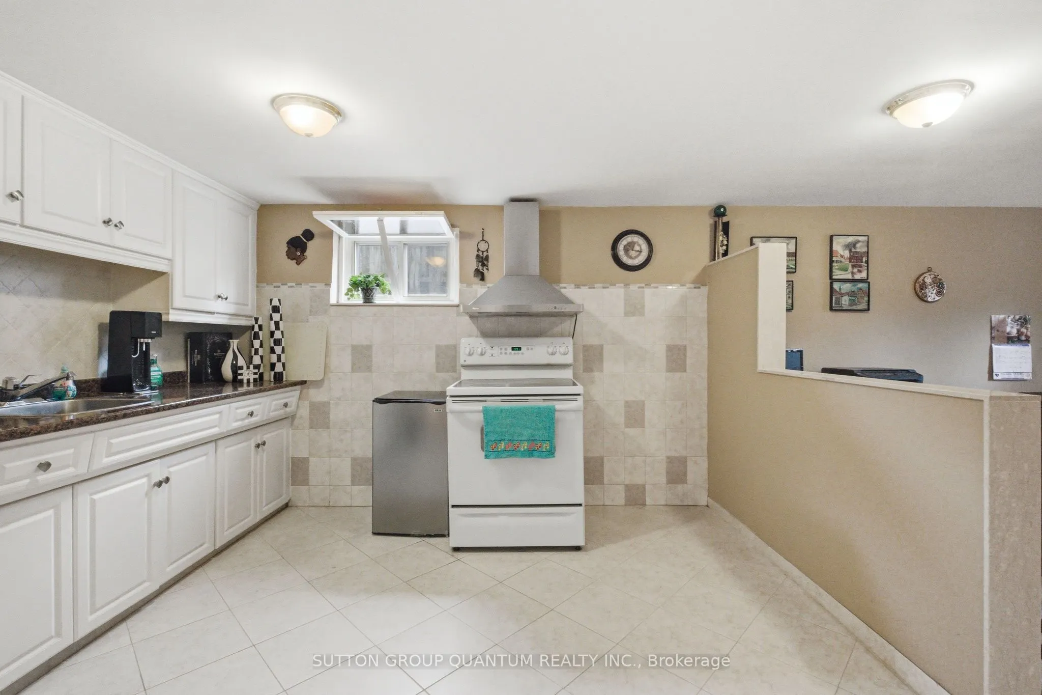 1257 Alexandra Avenue