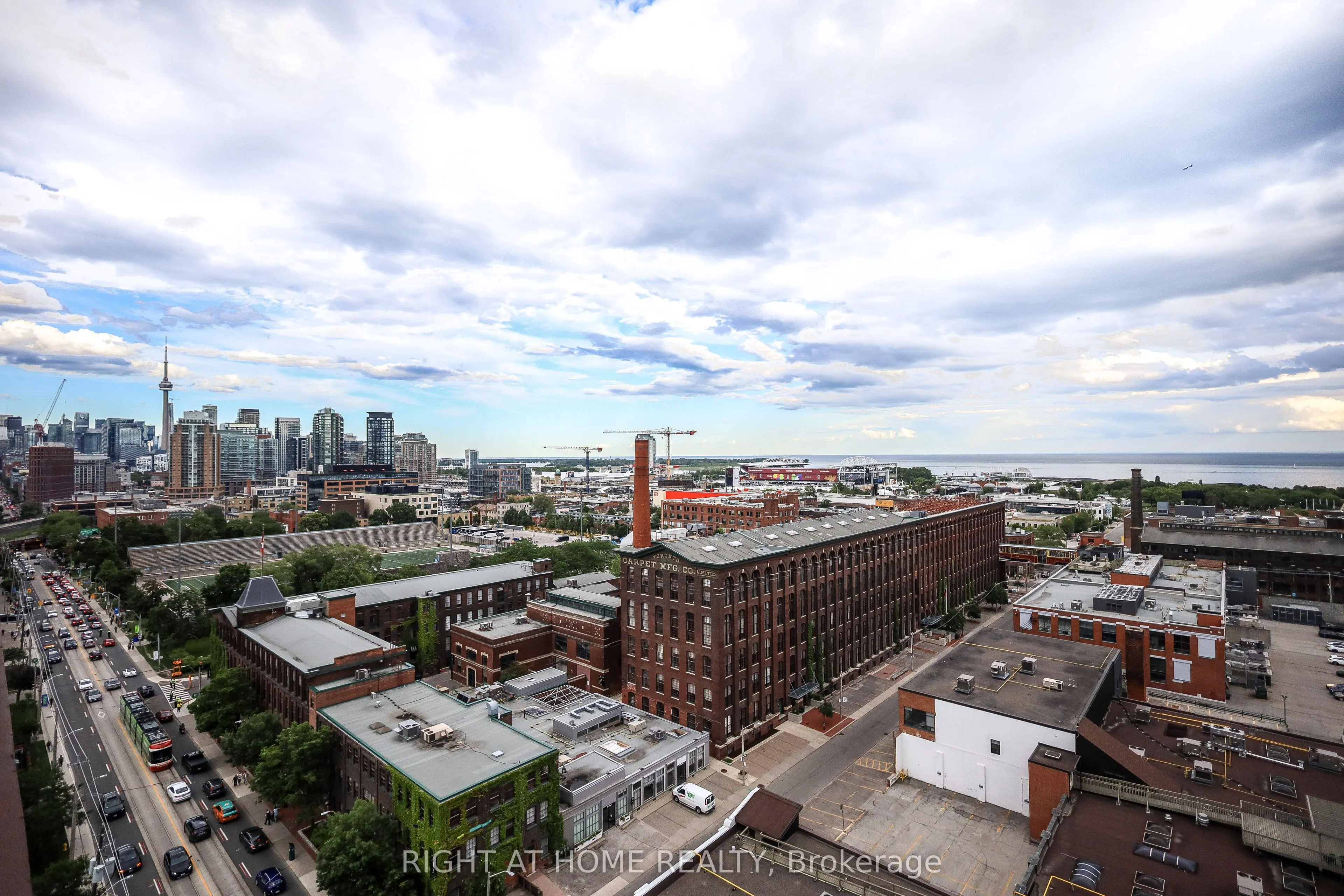 285 Dufferin Street #1209