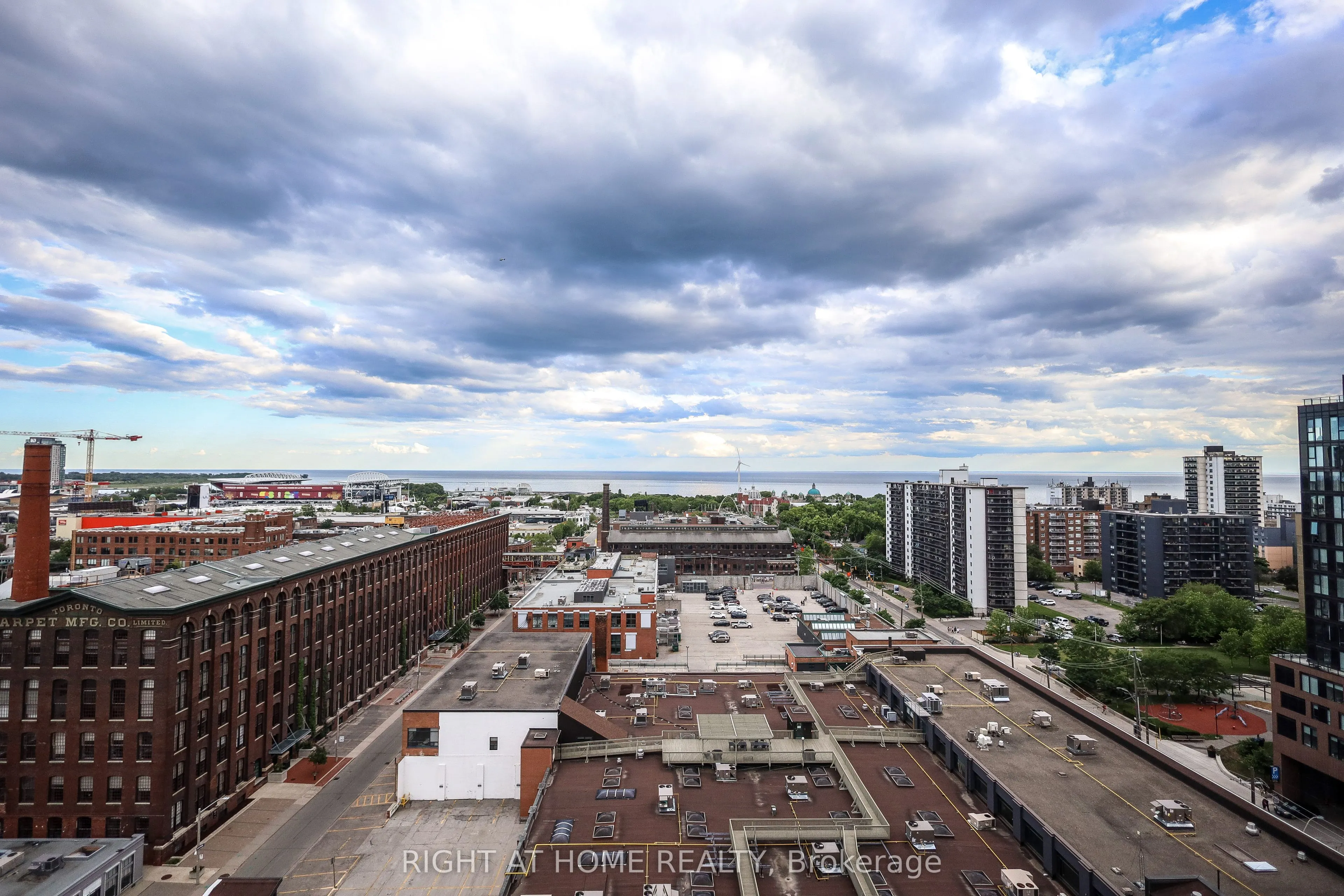 285 Dufferin Street #1209