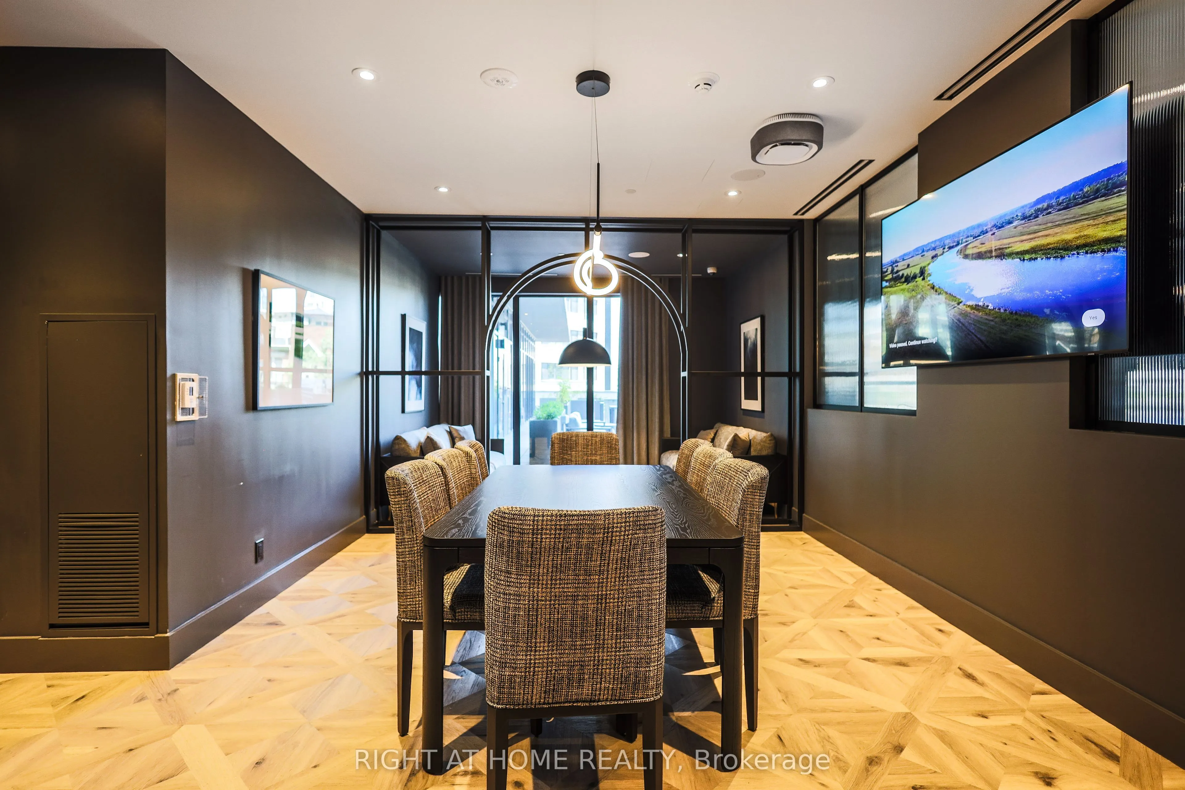 285 Dufferin Street #1209