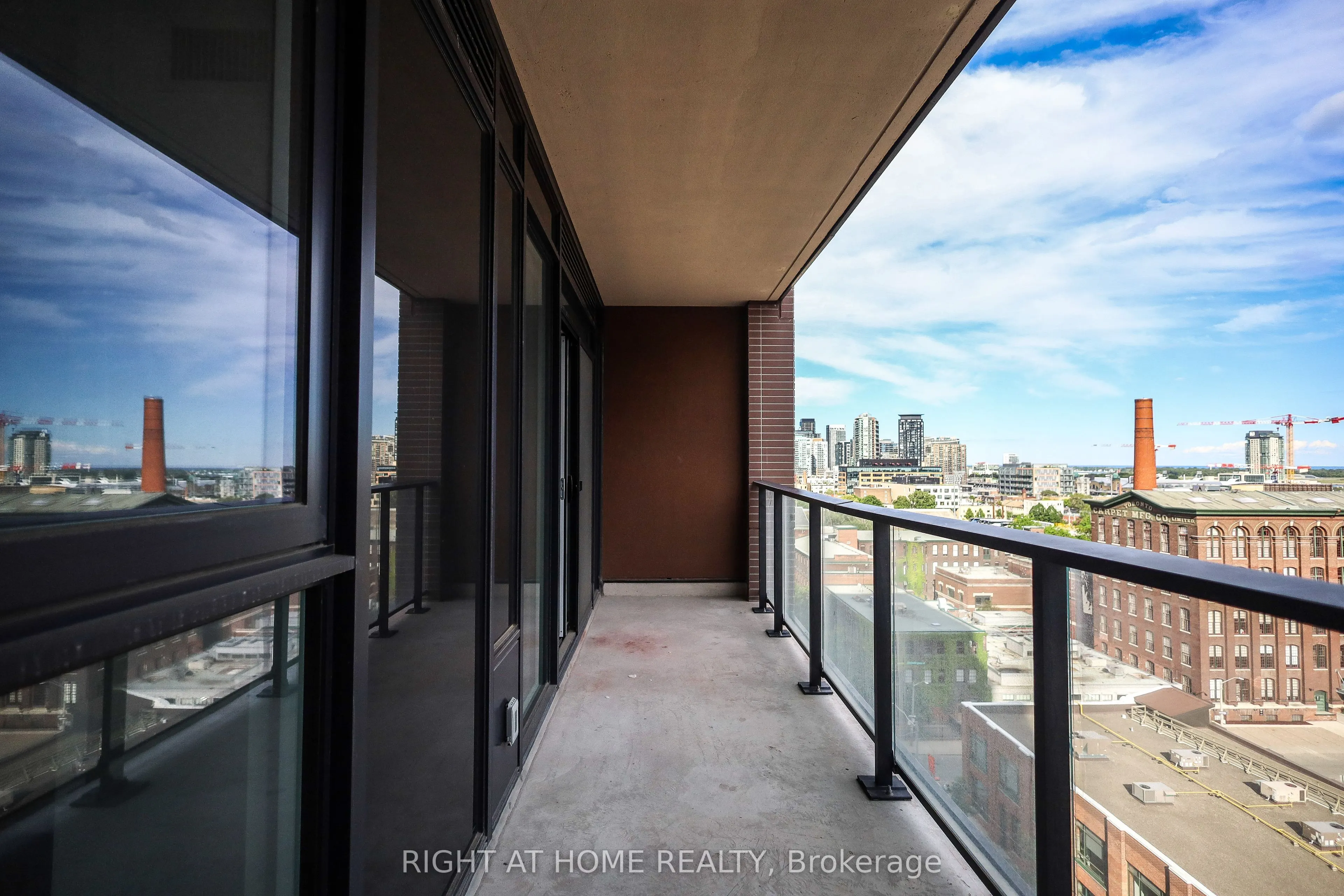285 Dufferin Street #917