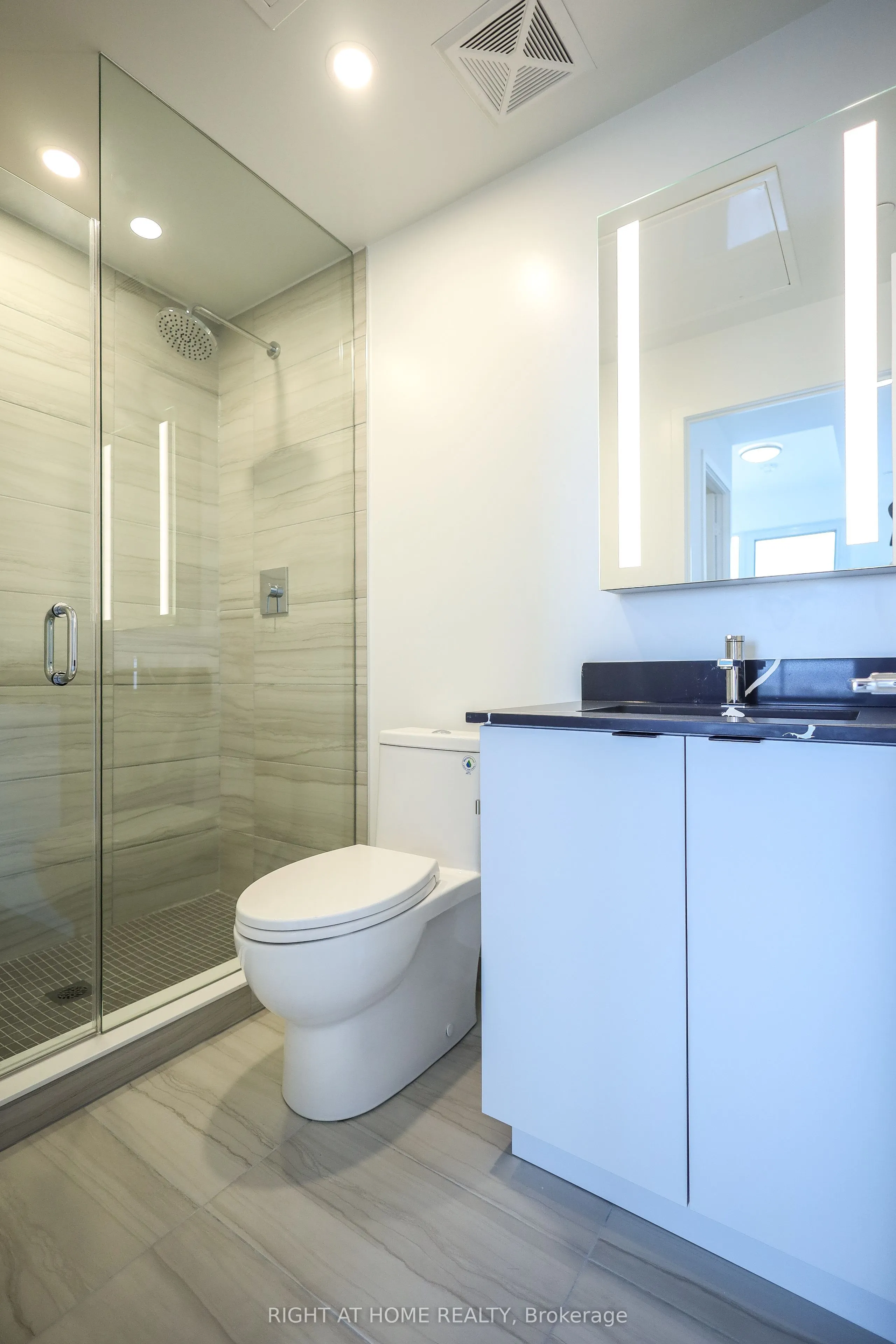 285 Dufferin Street #917