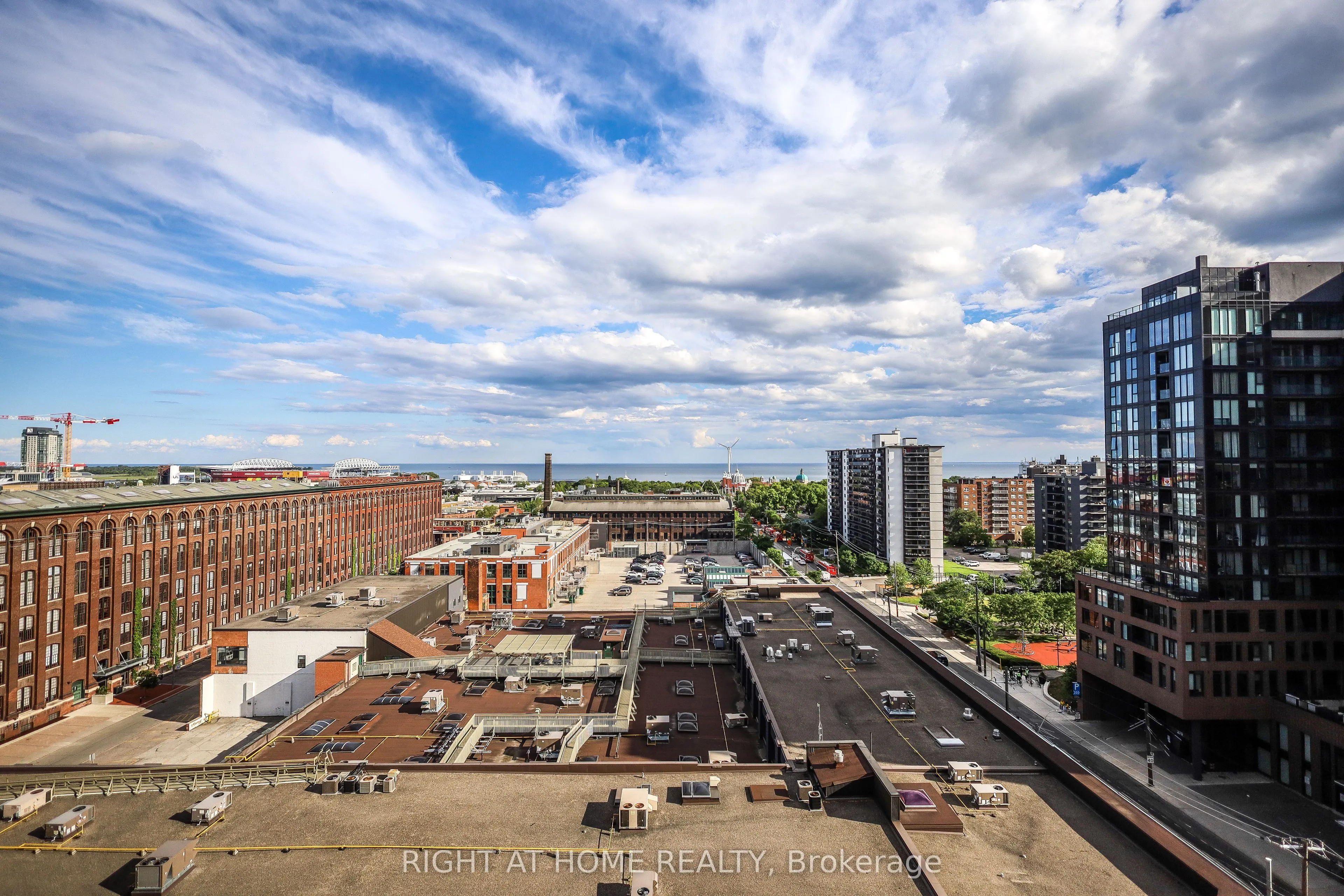 285 Dufferin Street #917