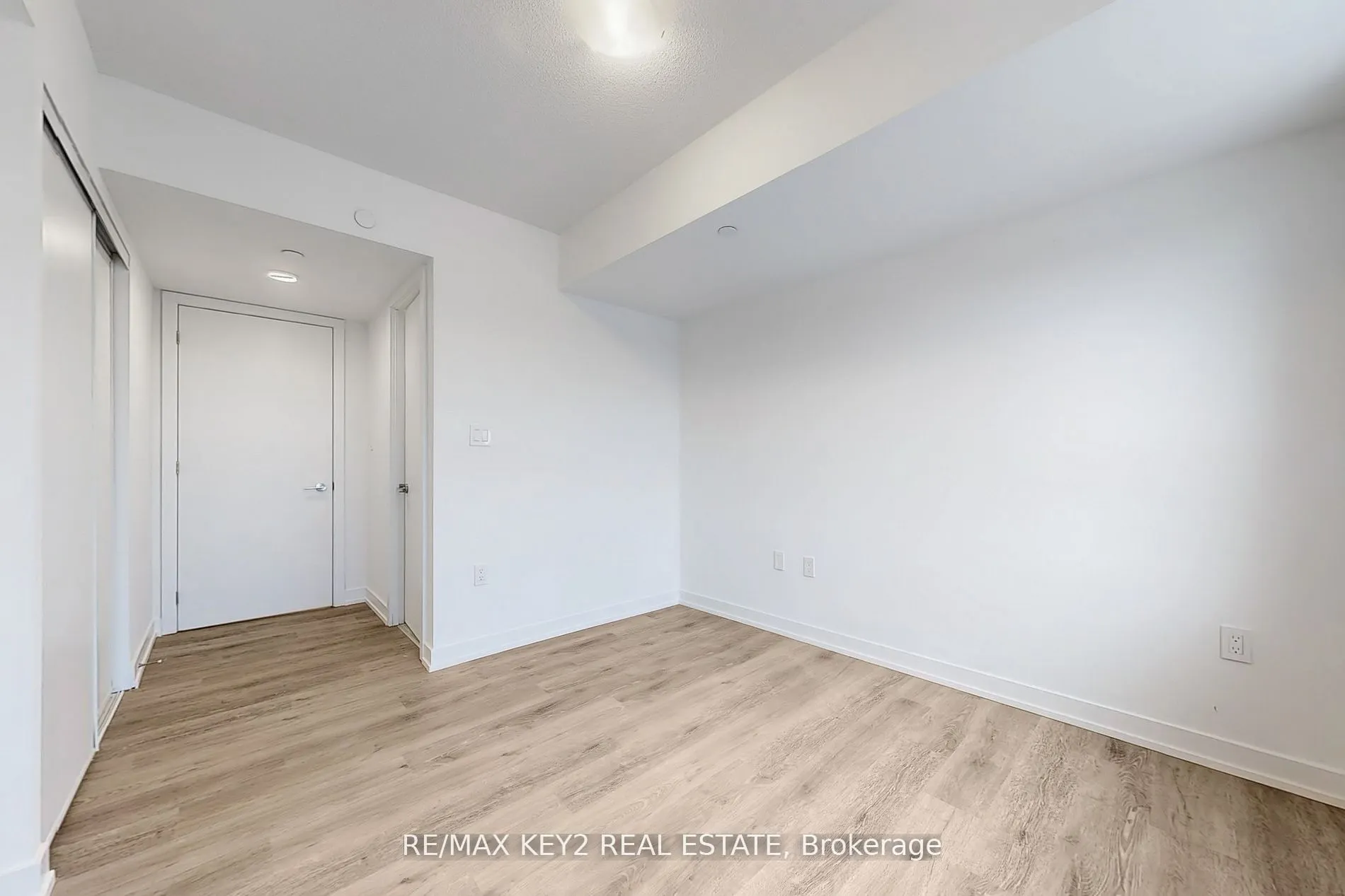 556 Marlee Avenue #425
