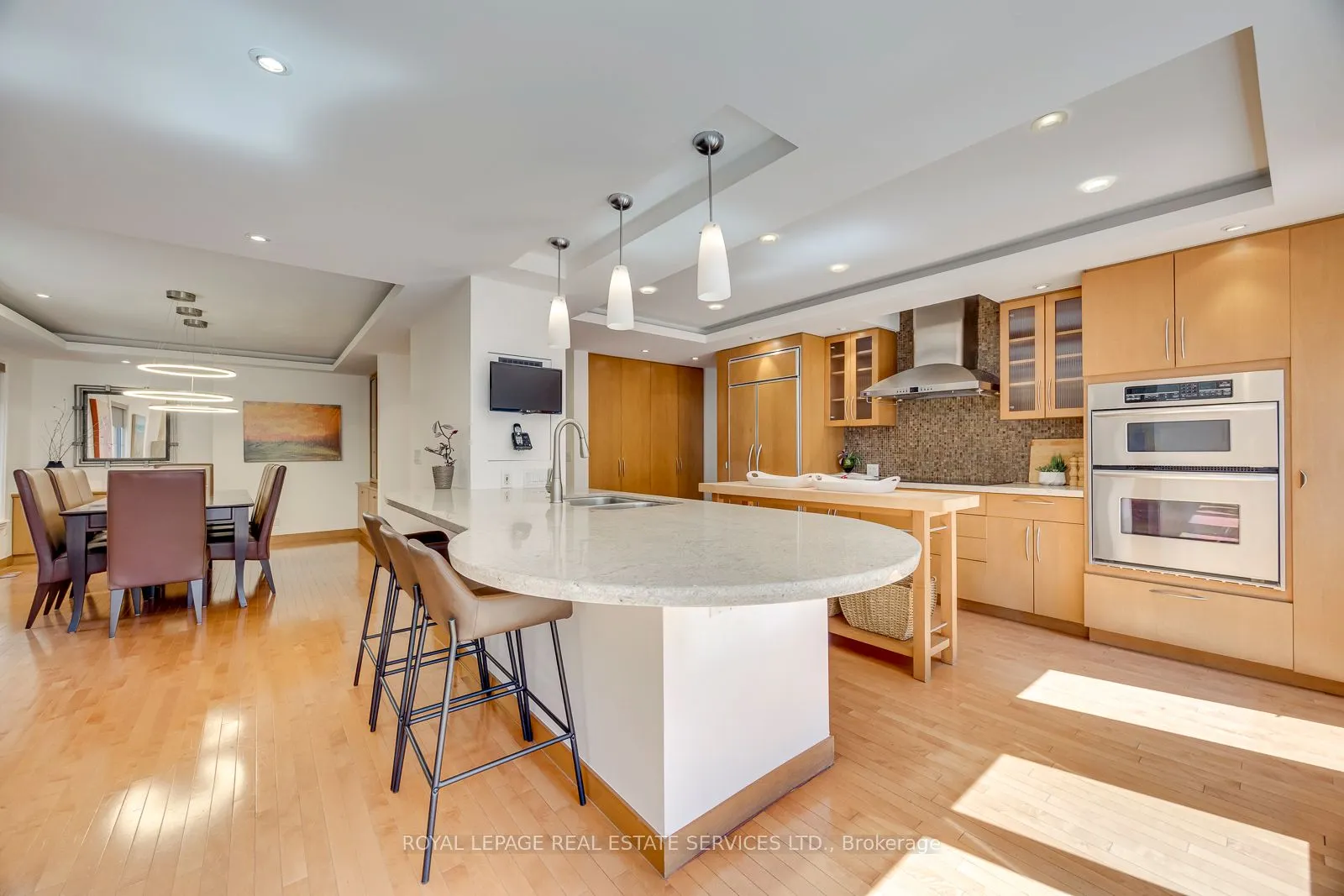 300 Canital Court