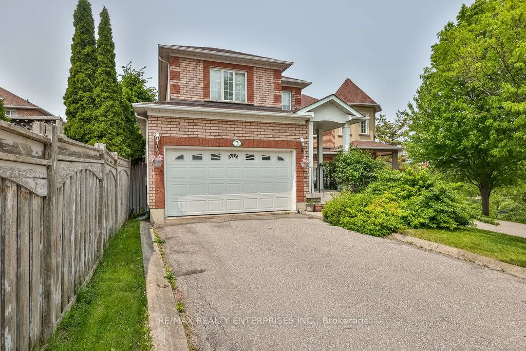 3 Jack Kenny Court