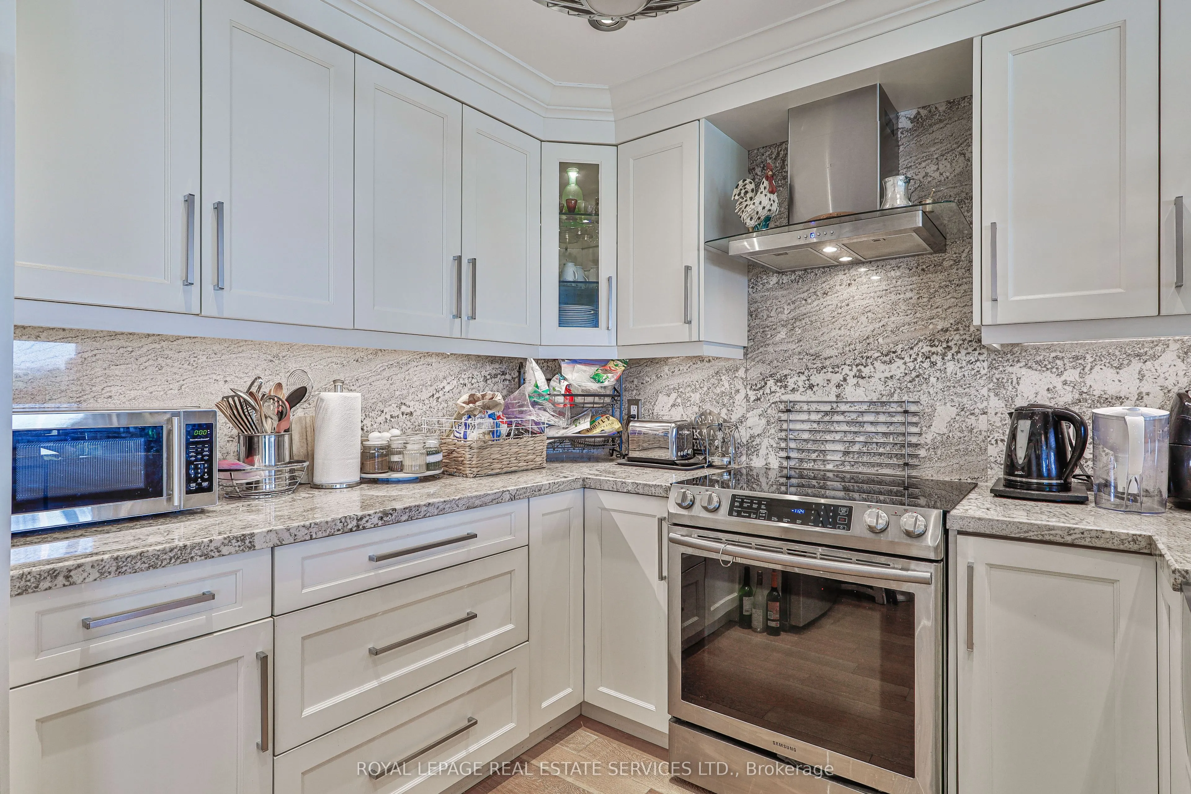 2267 Lake Shore Boulevard W #1304