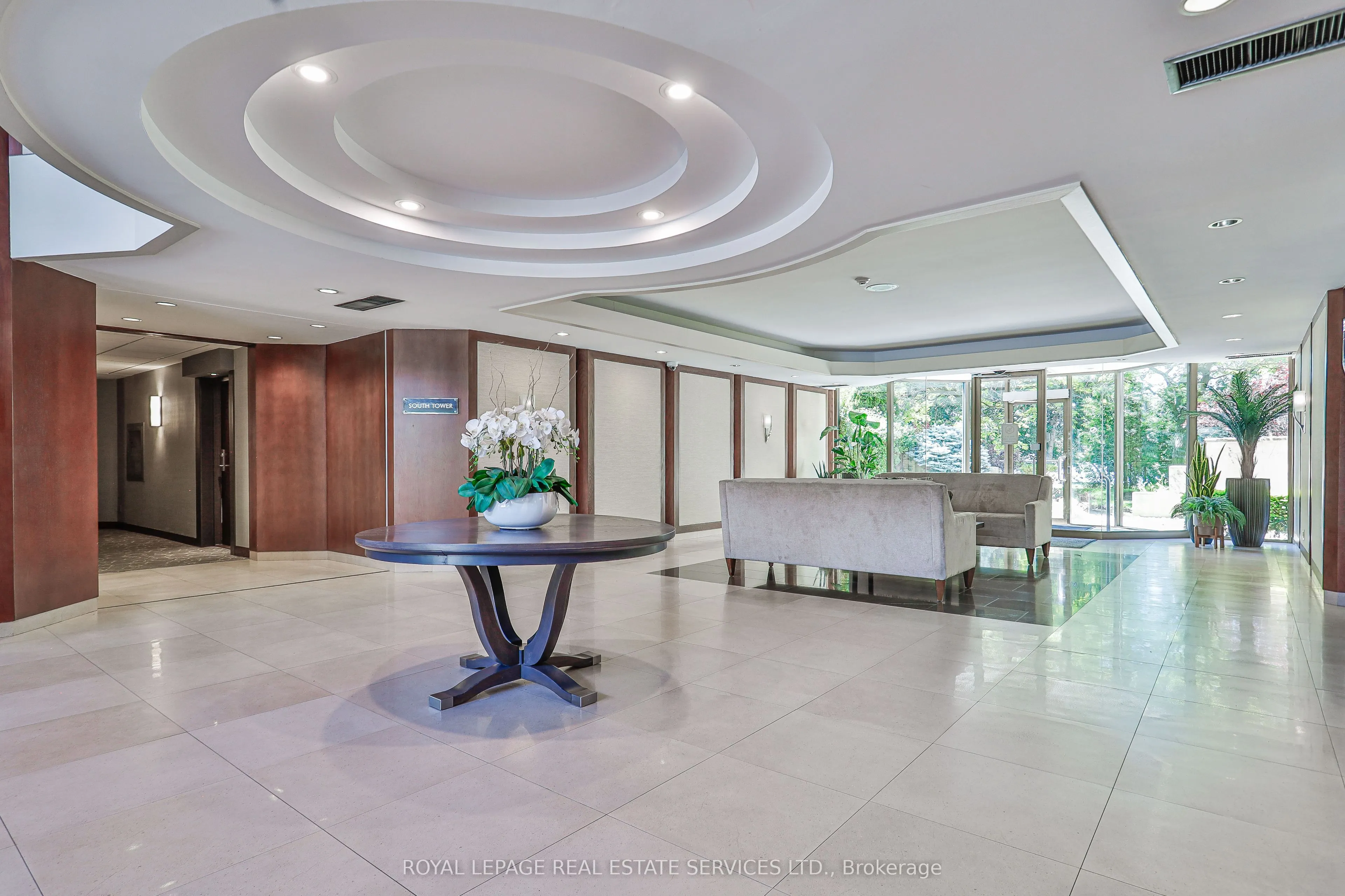 2267 Lake Shore Boulevard W #1304