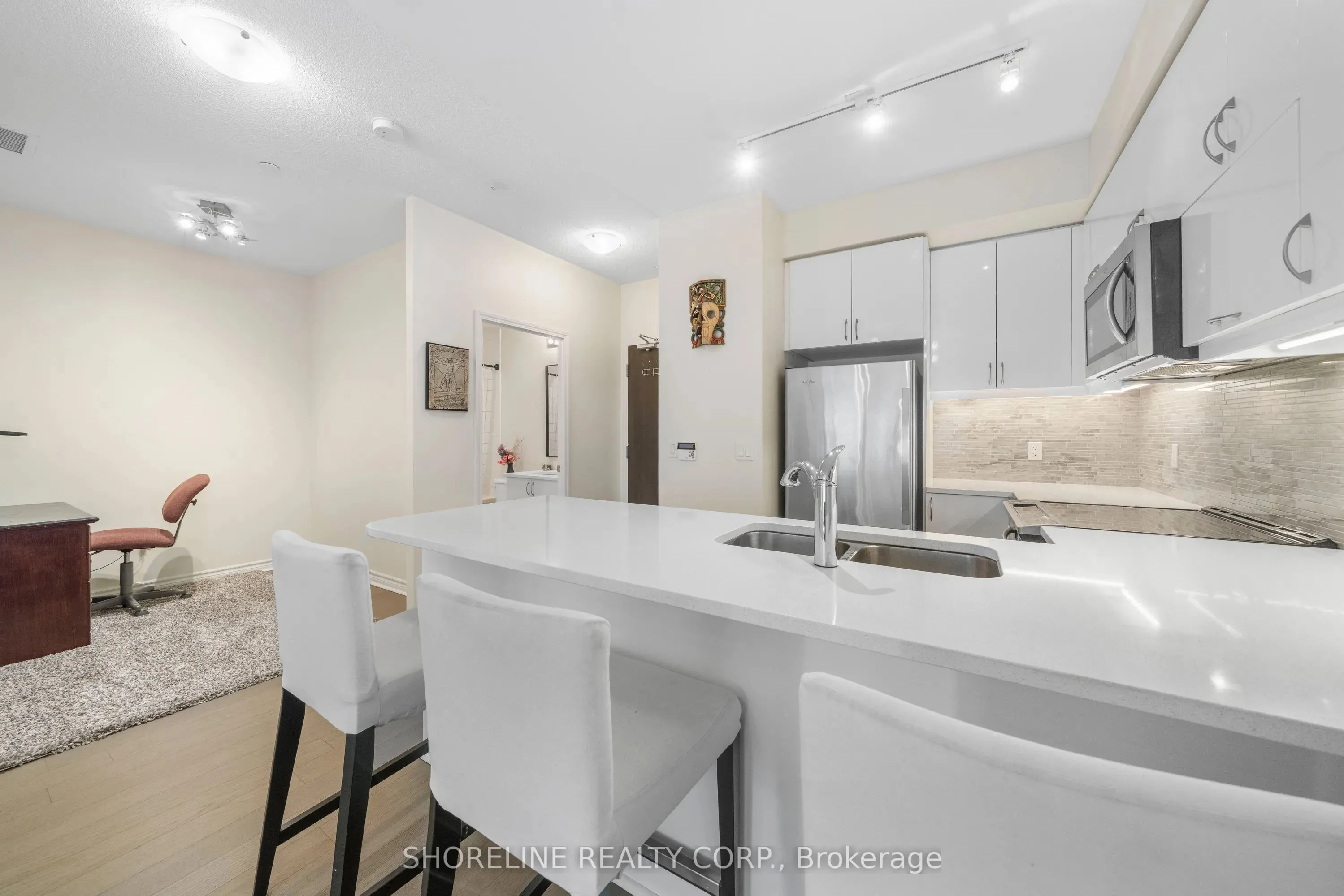 39 Annie Craig Drive #1502