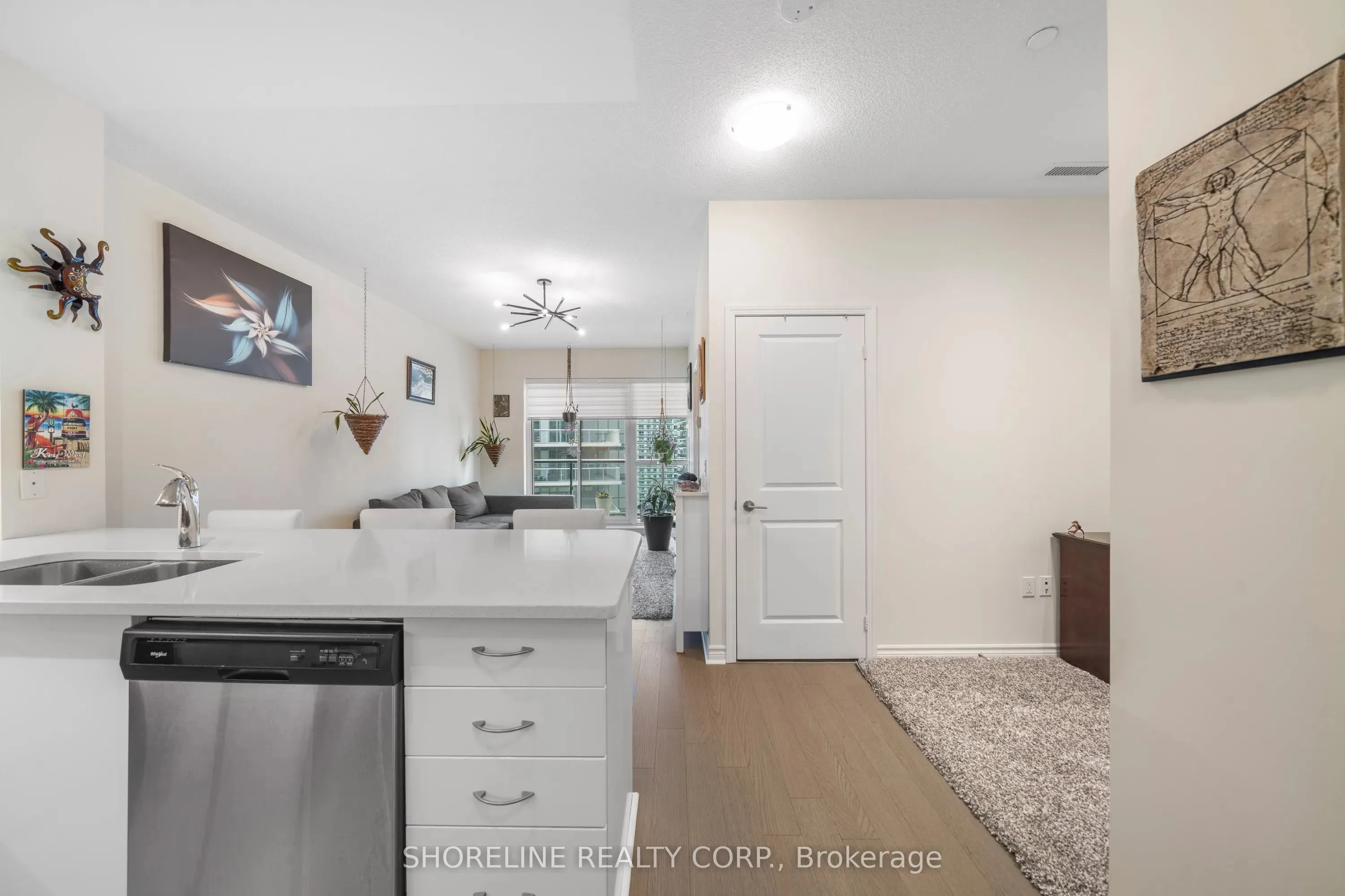 39 Annie Craig Drive #1502