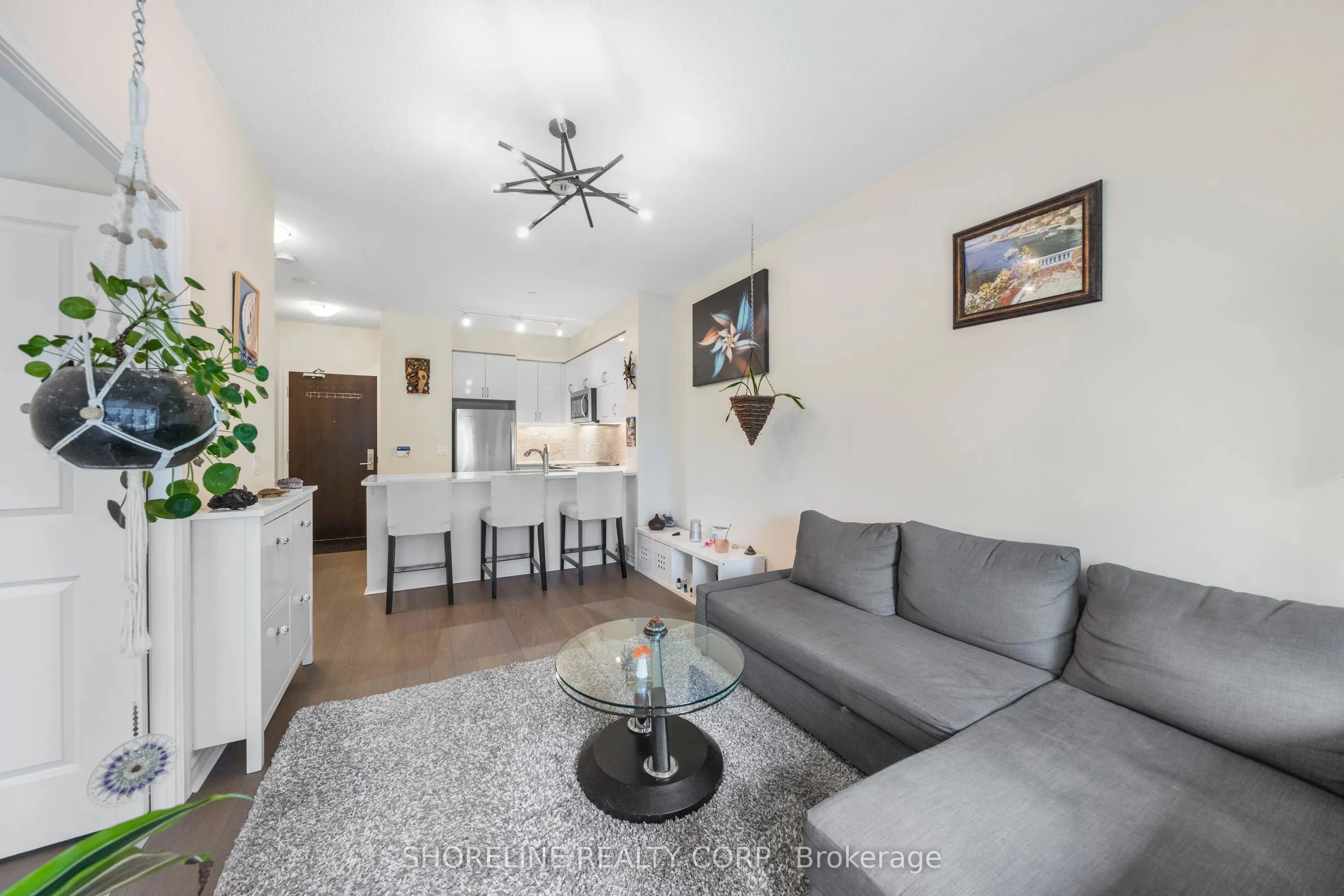 39 Annie Craig Drive #1502