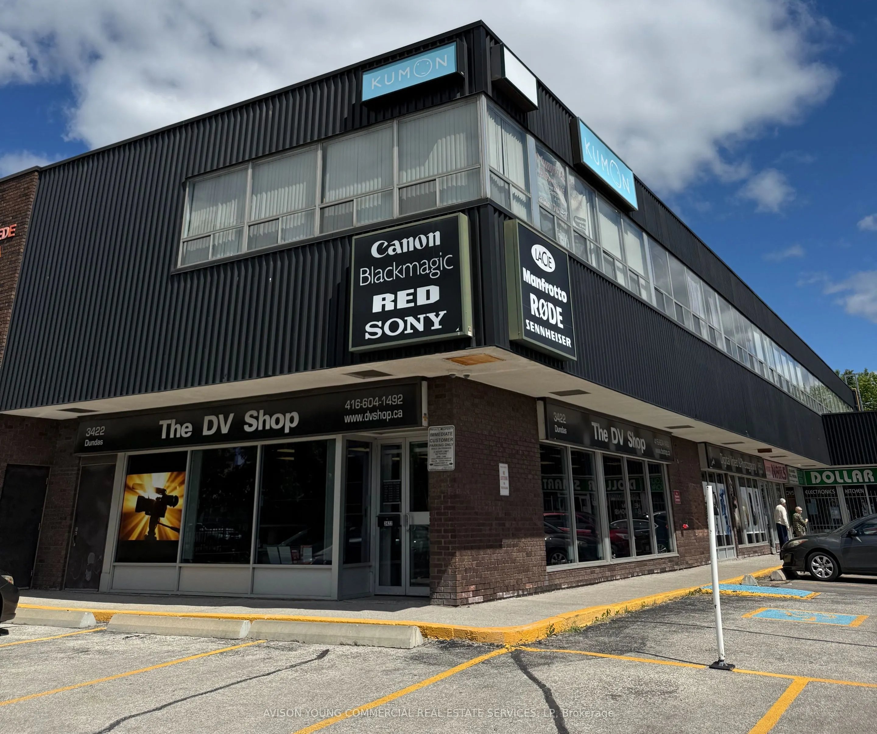 3400 Dundas Street W #107
