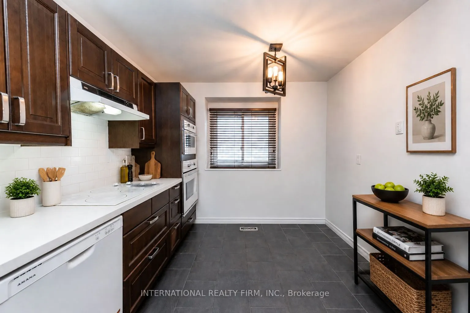 6855 Glen Erin Drive #15