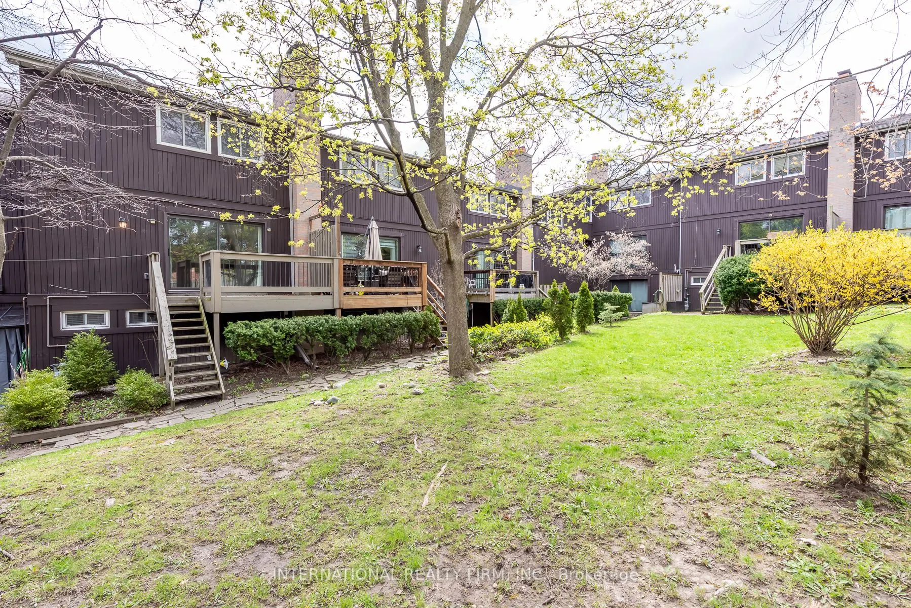 6855 Glen Erin Drive #15