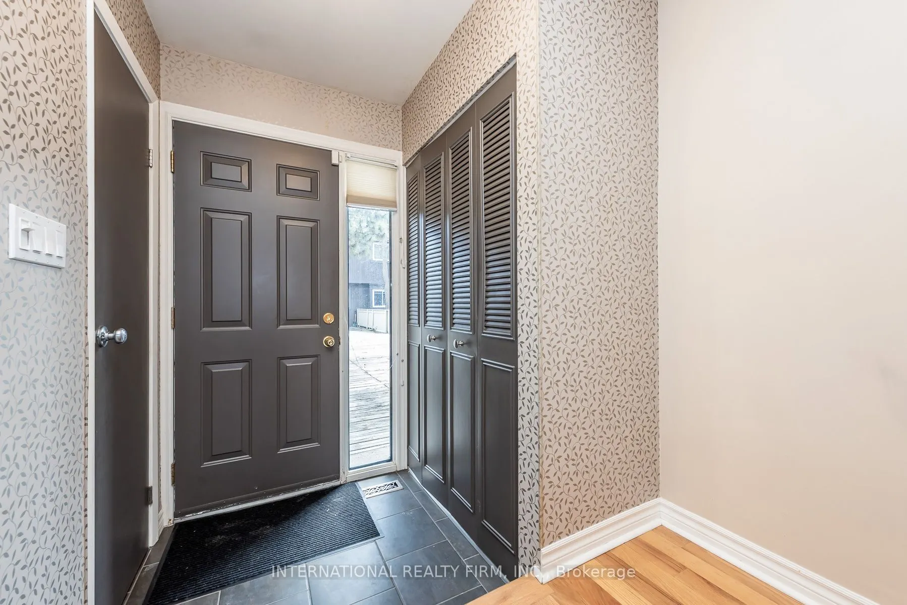 6855 Glen Erin Drive #15