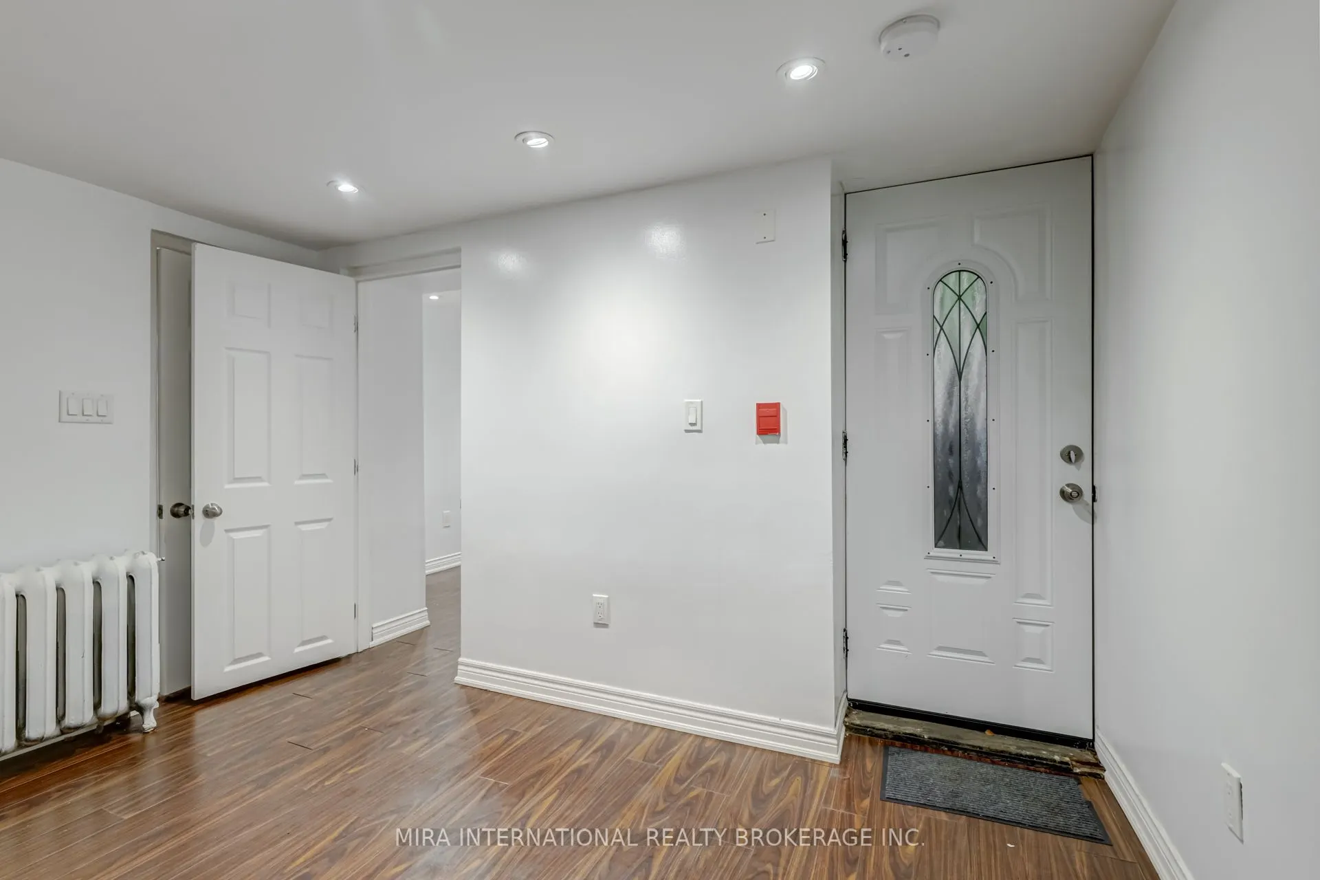 11 Laxton Avenue #B3