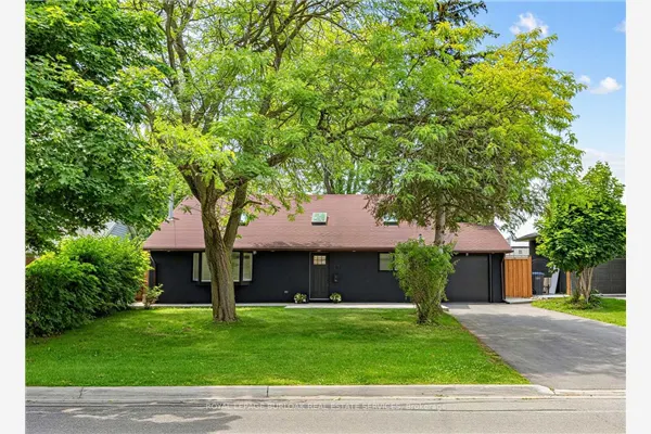 13 Swanhurst Boulevard
