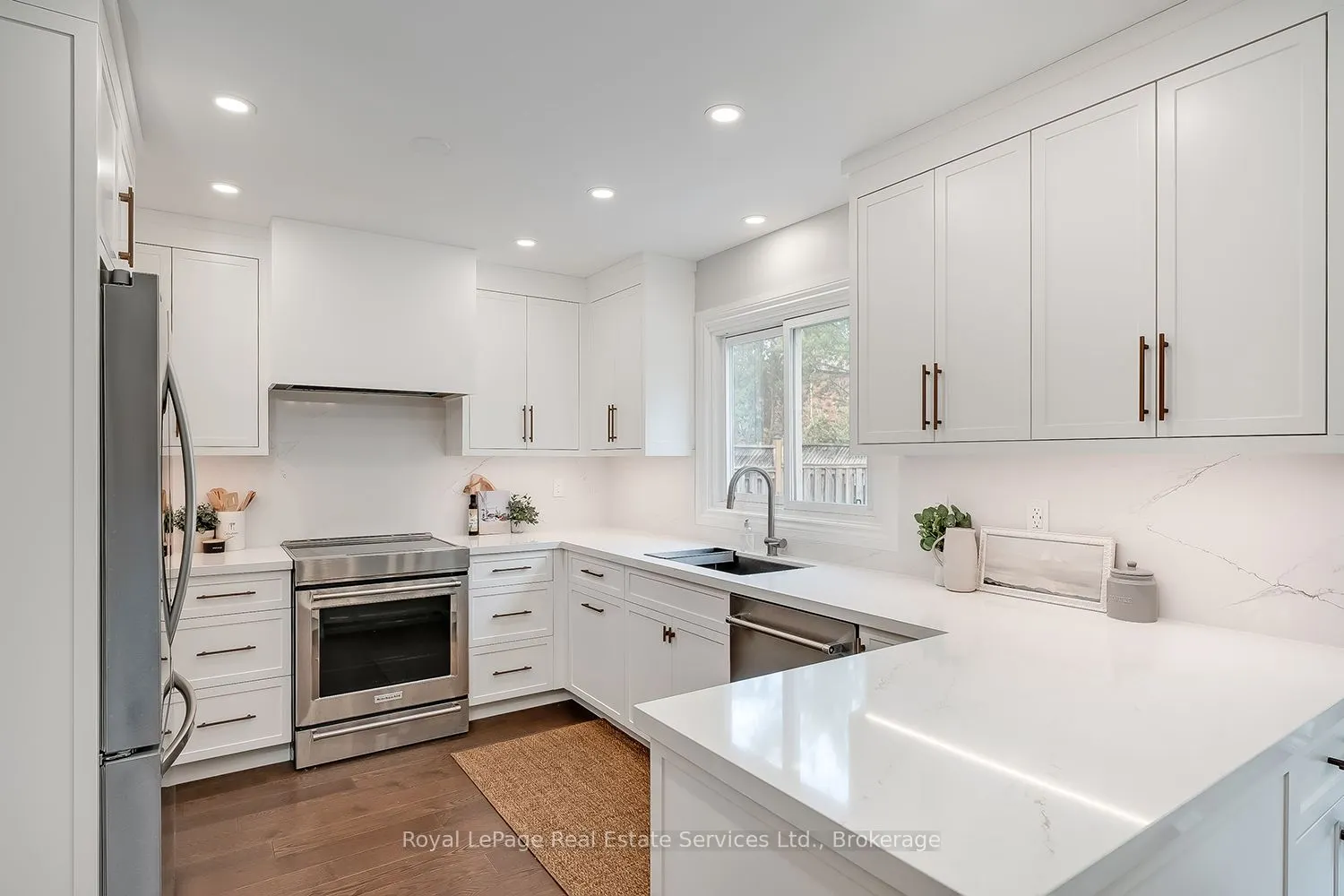 1429 Thistledown Road