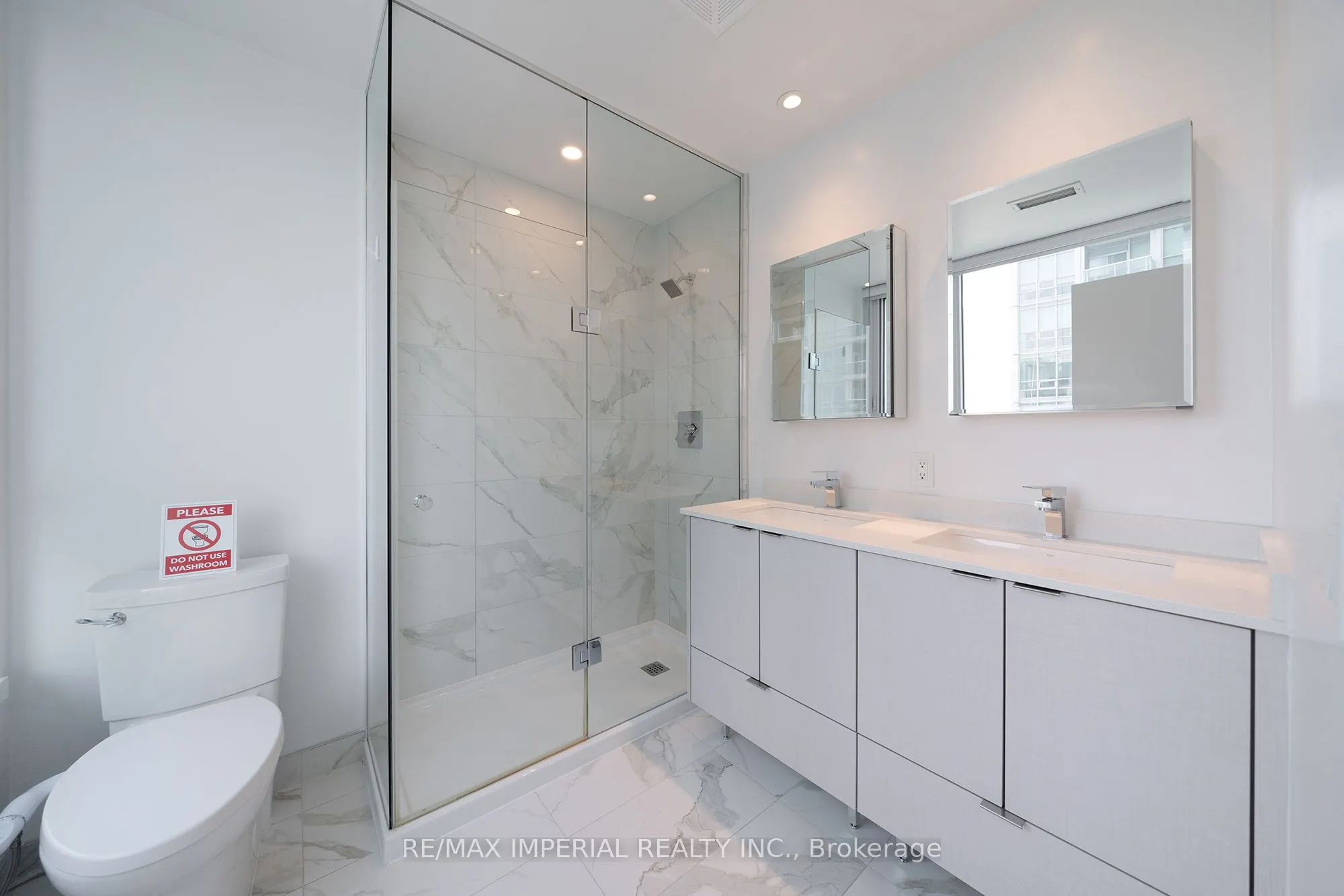 1926 Lakeshore Boulevard W #1607