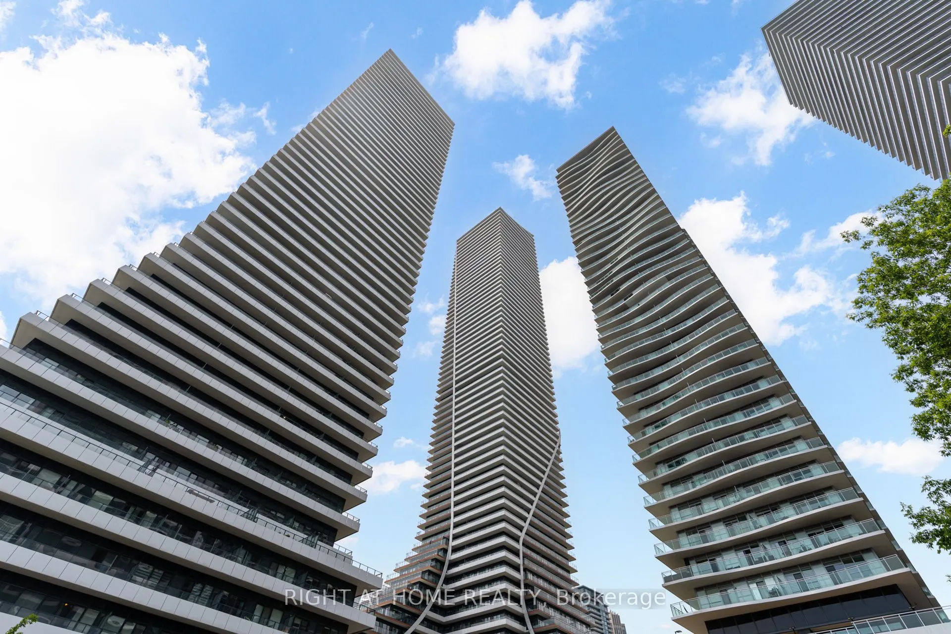 30 Shore Breeze Drive #1413