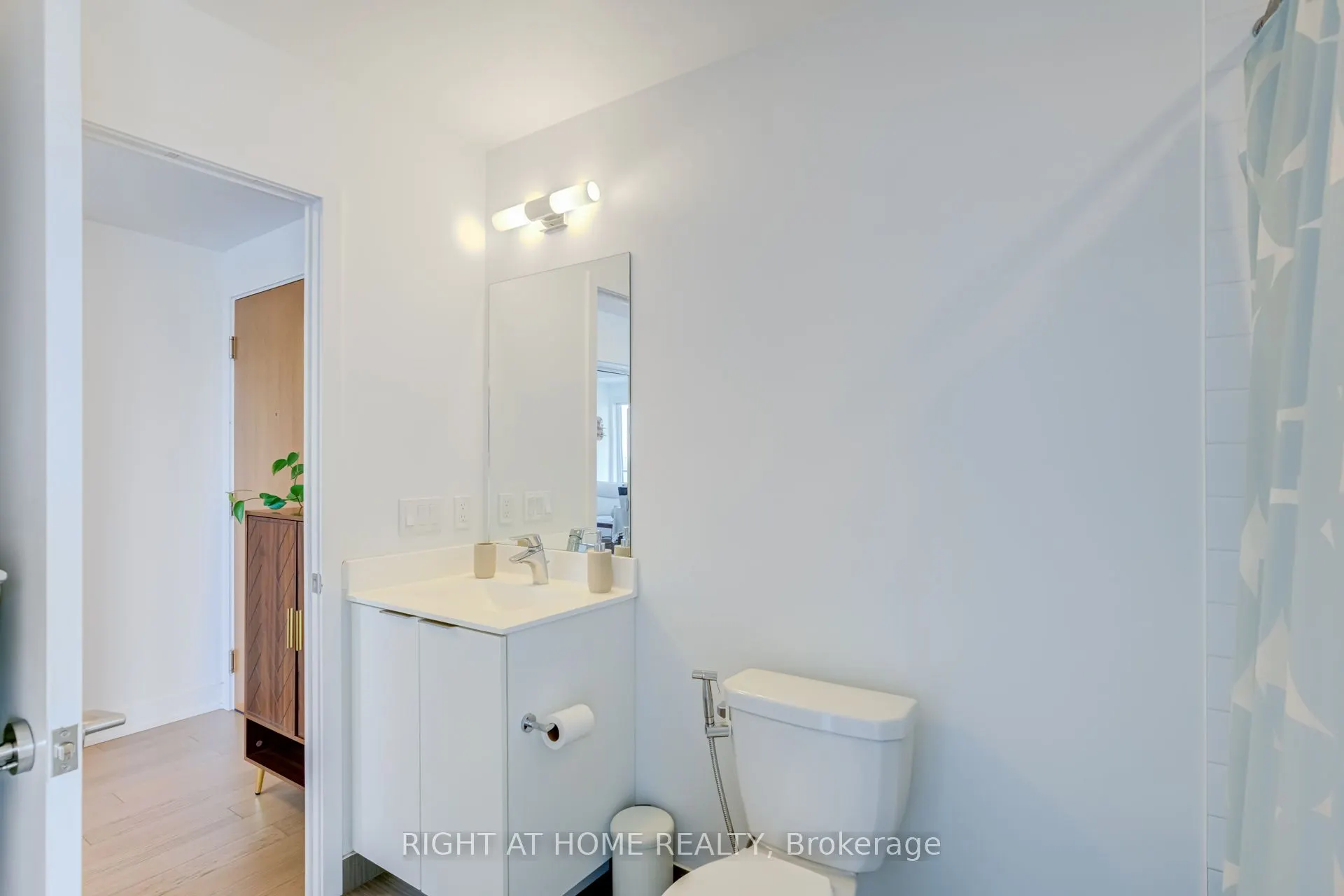 30 Shore Breeze Drive #1413