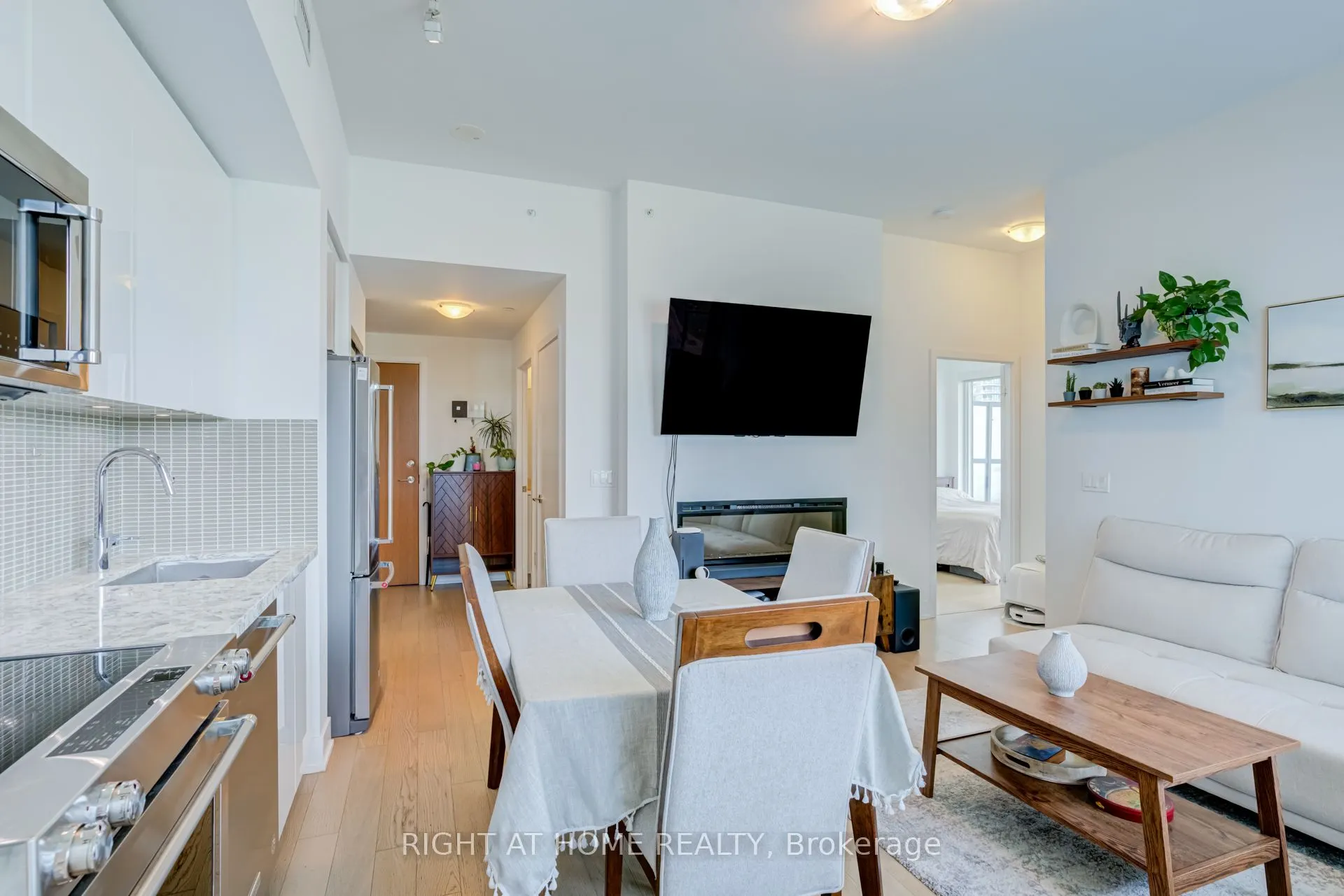 30 Shore Breeze Drive #1413