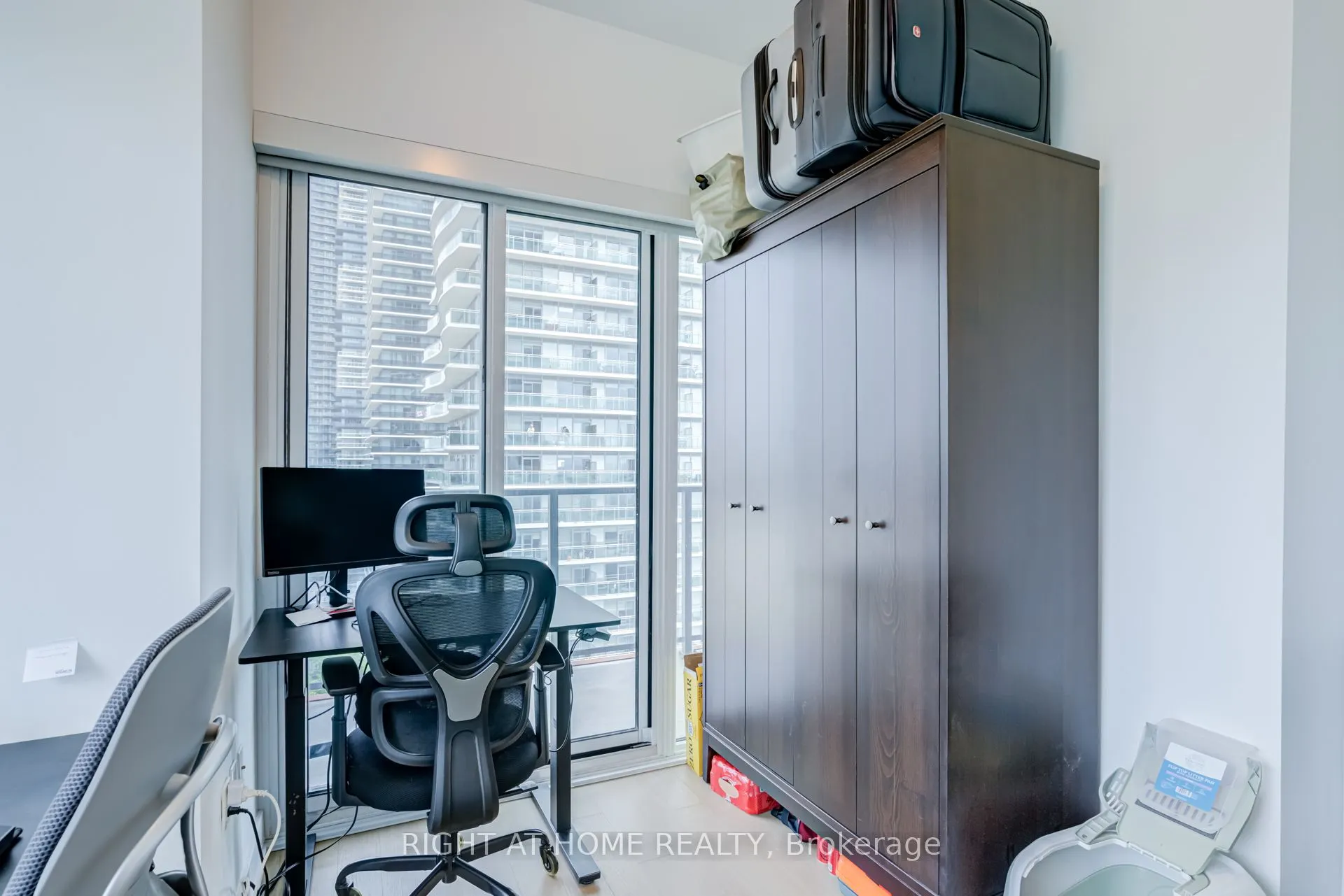 30 Shore Breeze Drive #1413