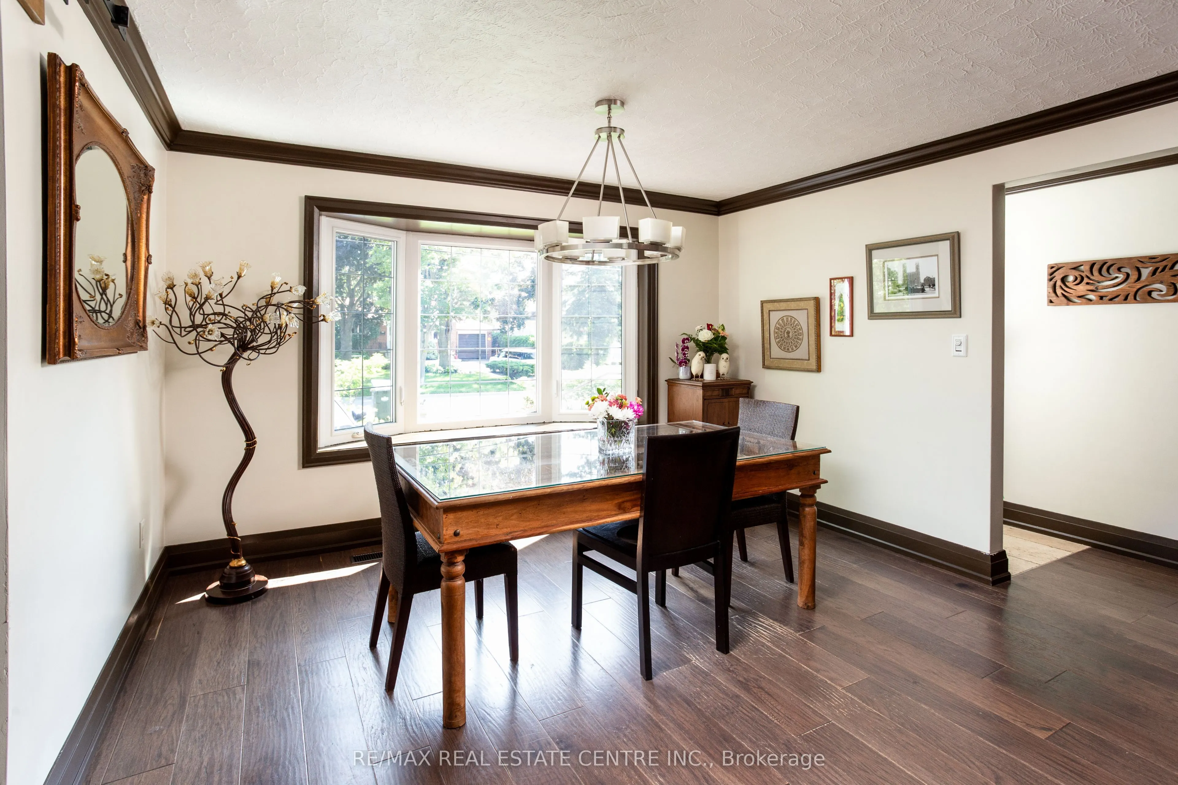 2450 Edenhurst Drive