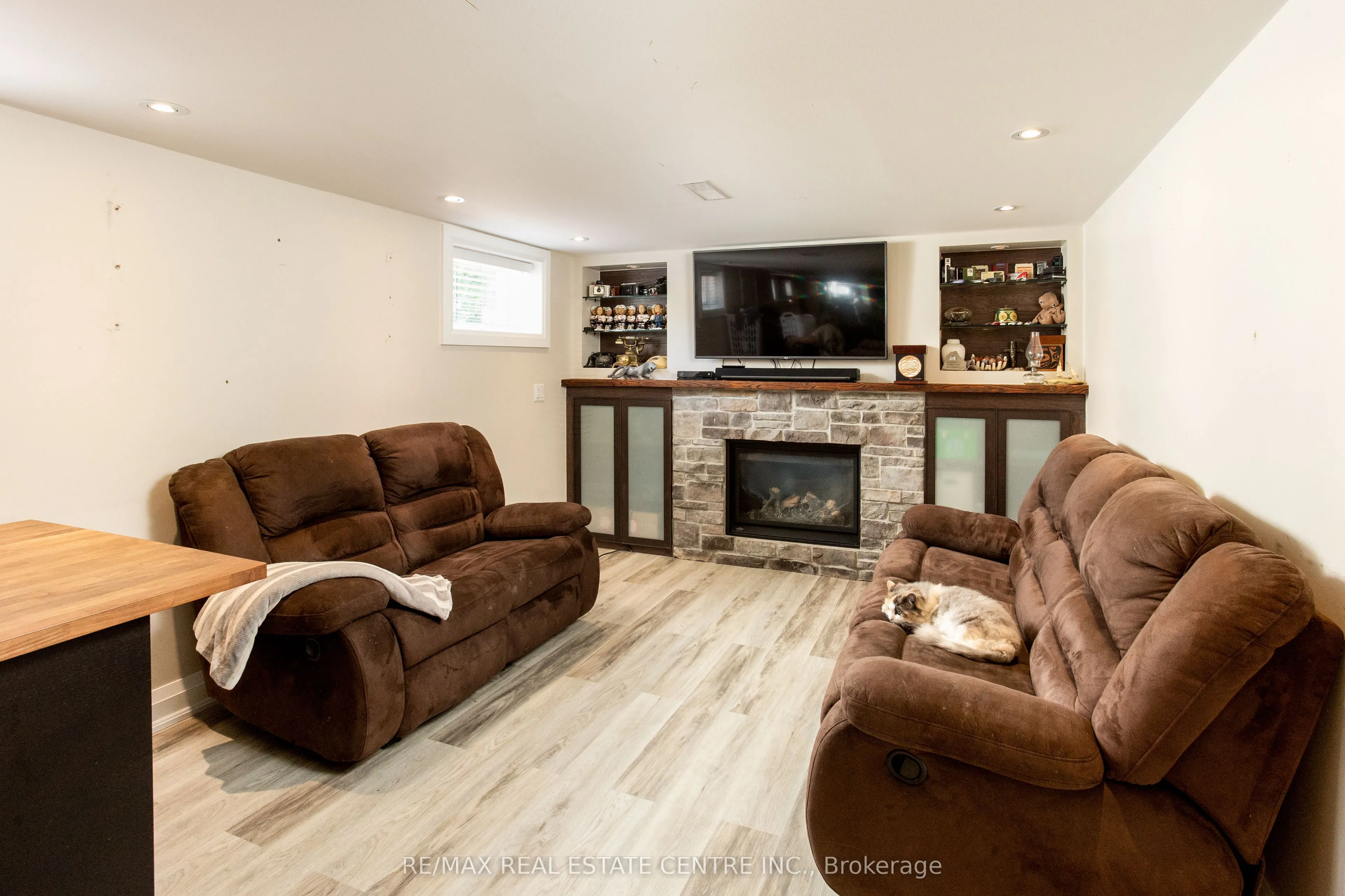 2450 Edenhurst Drive