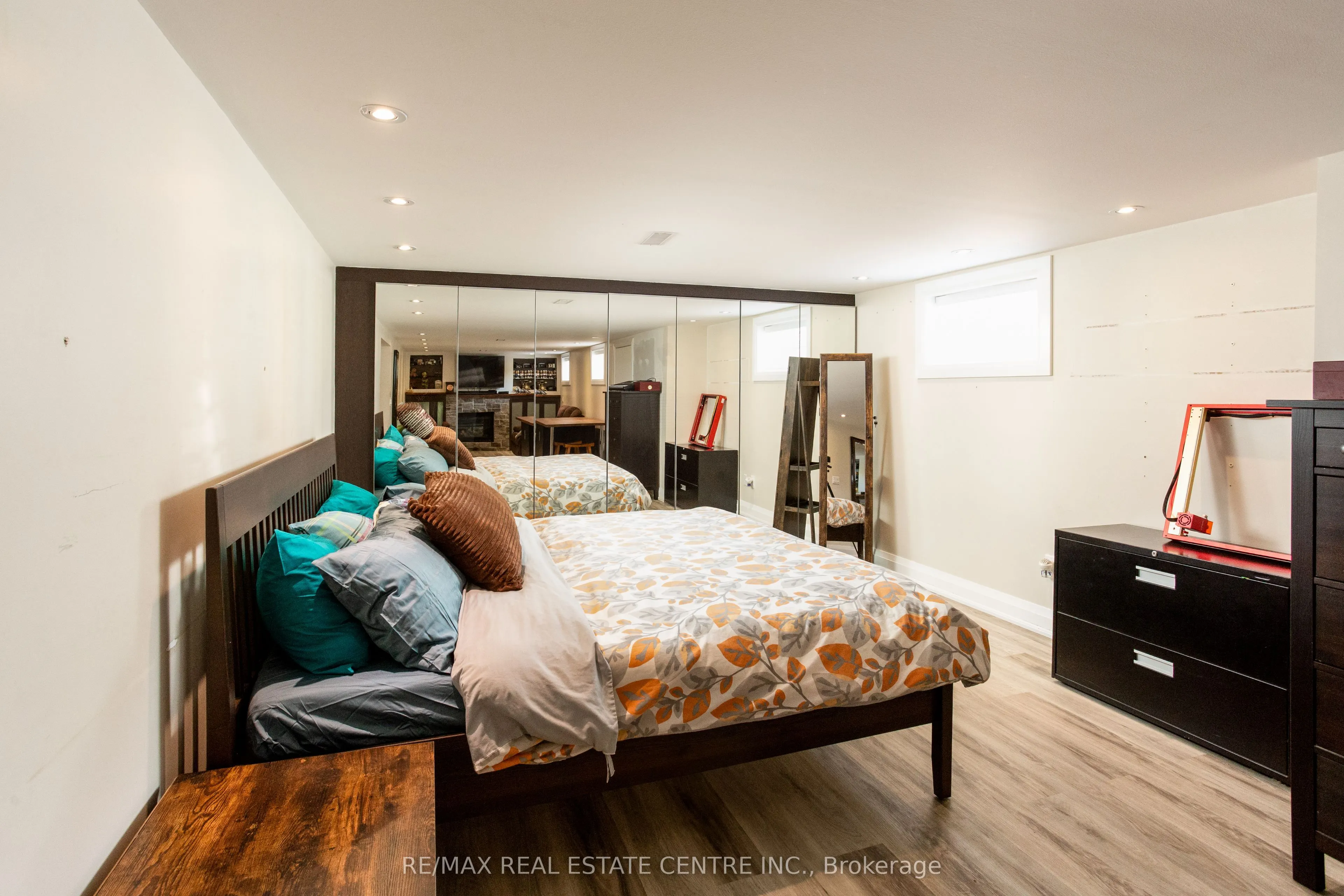 2450 Edenhurst Drive