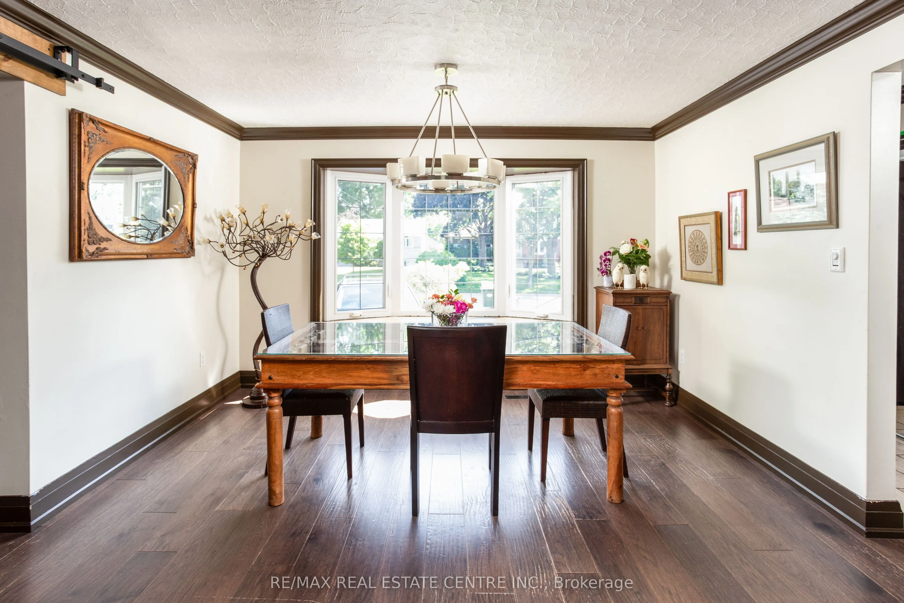 2450 Edenhurst Drive