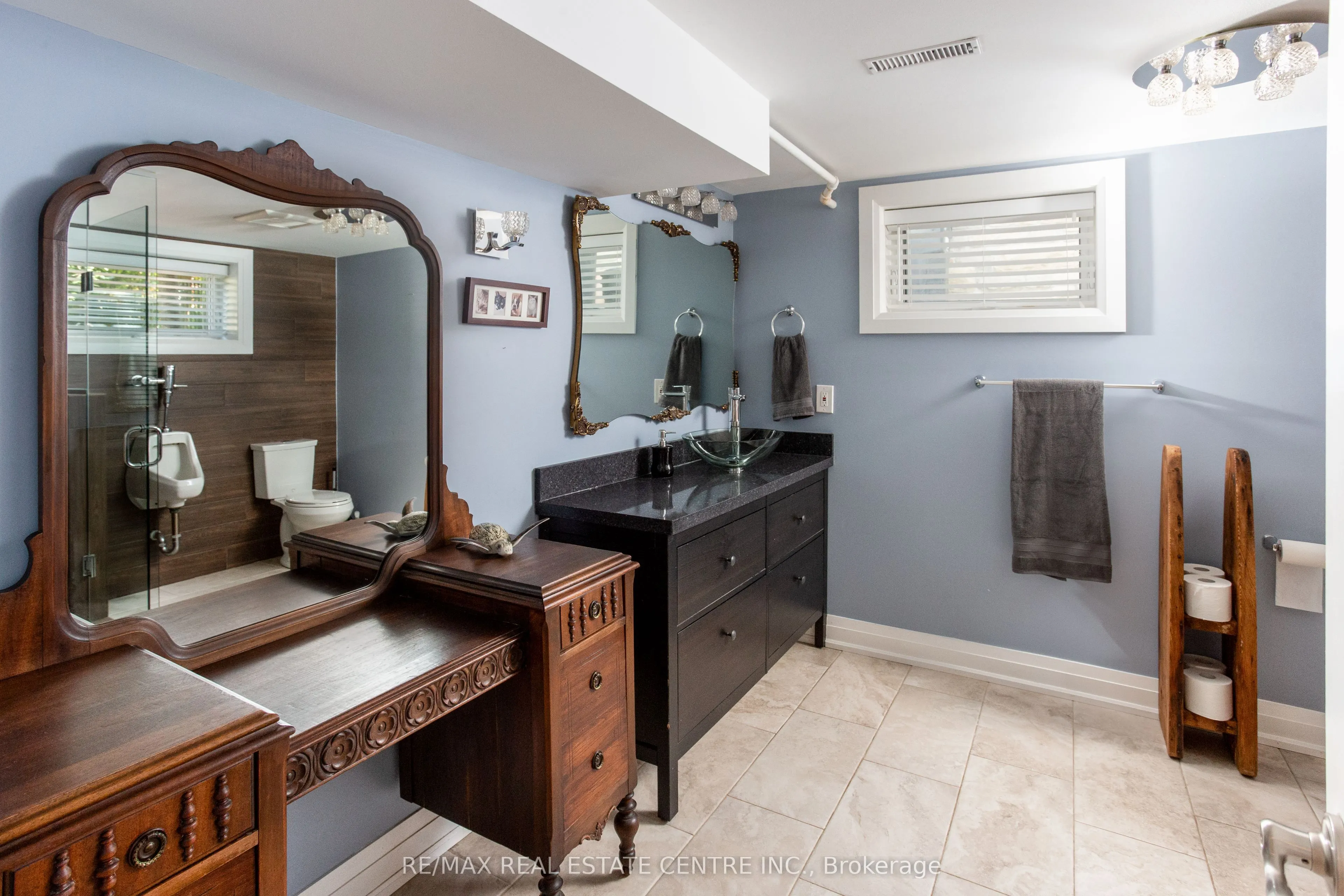 2450 Edenhurst Drive