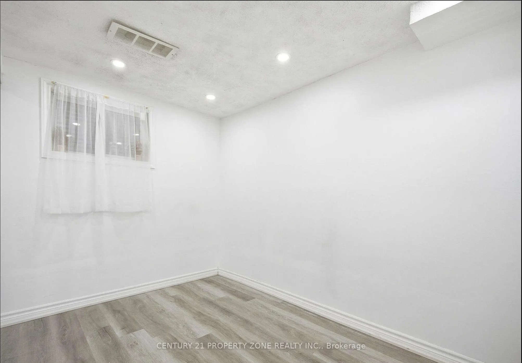 25 Abell Drive