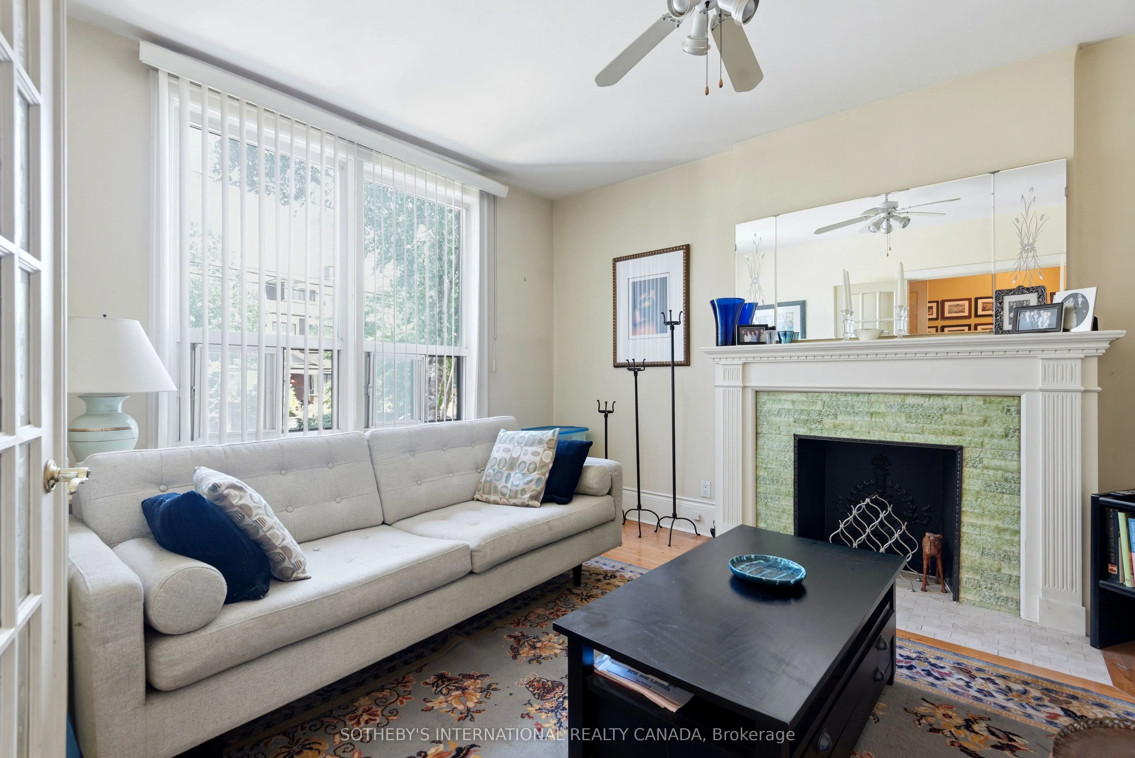 376 Sunnyside Avenue