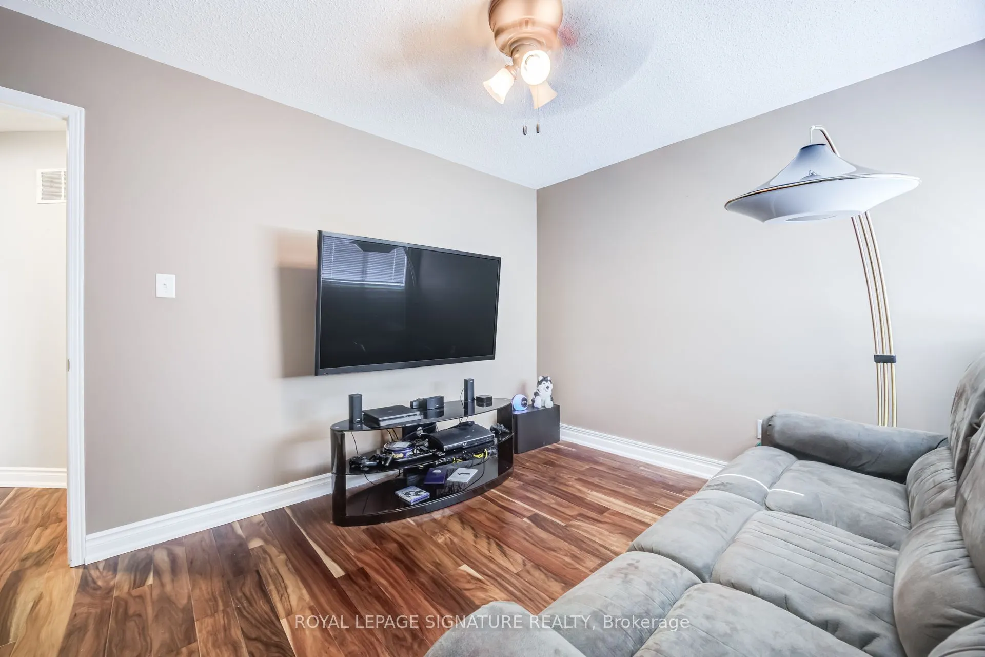 82 Belmont Boulevard