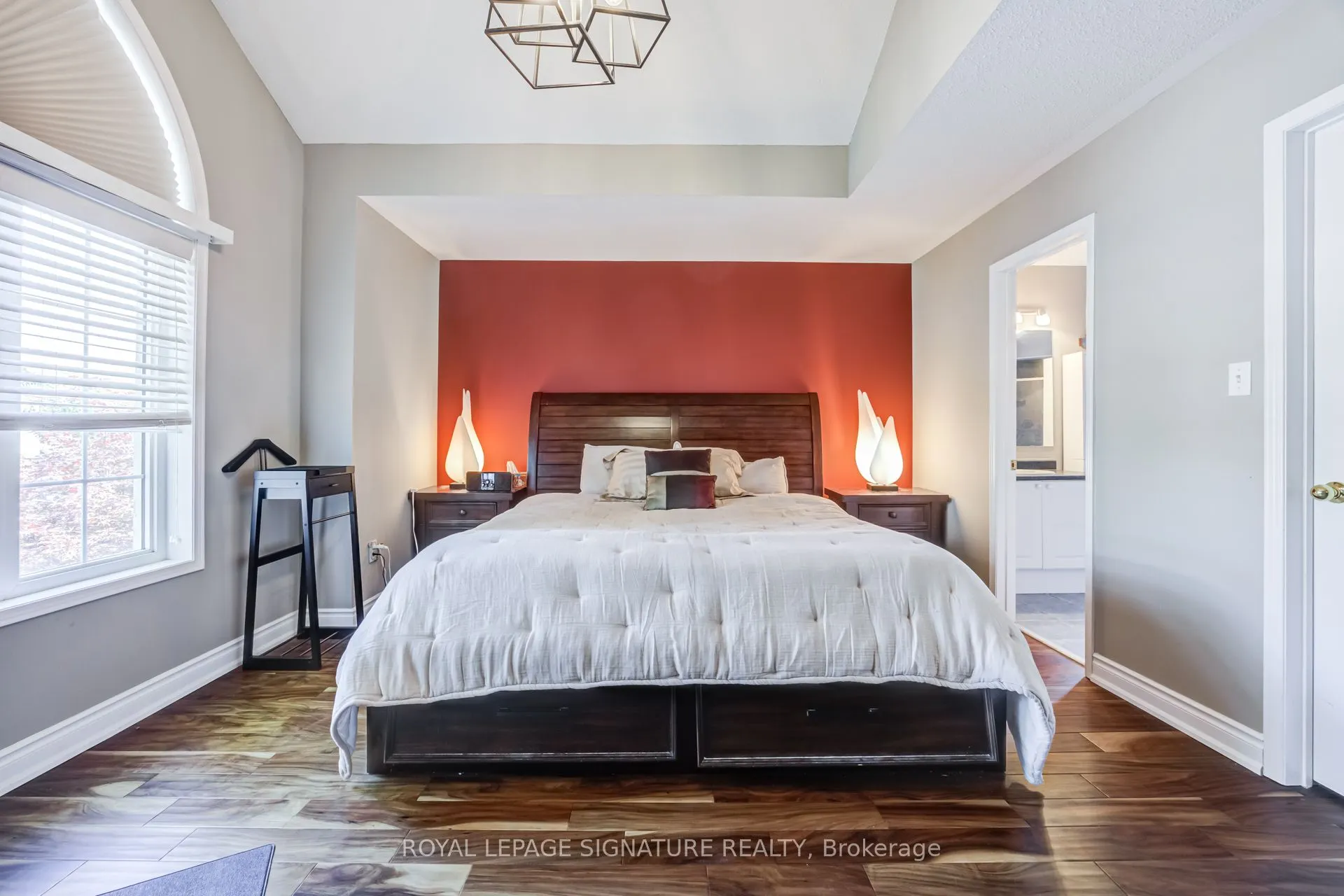 82 Belmont Boulevard
