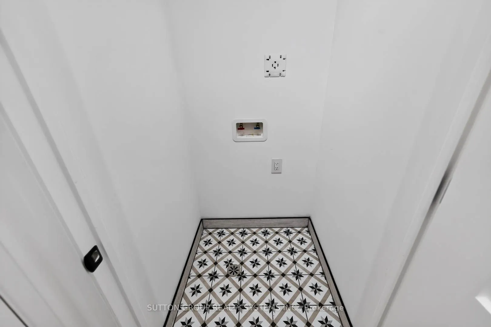 272 Renforth Drive