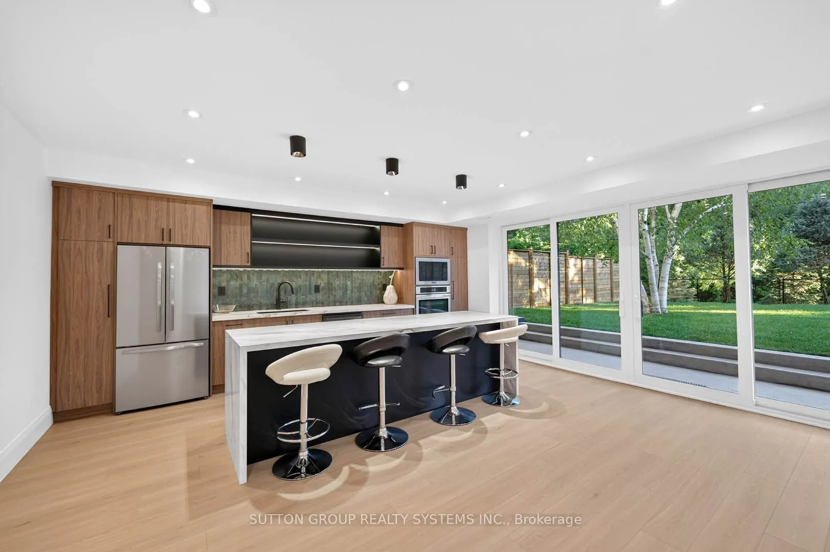 272 Renforth Drive