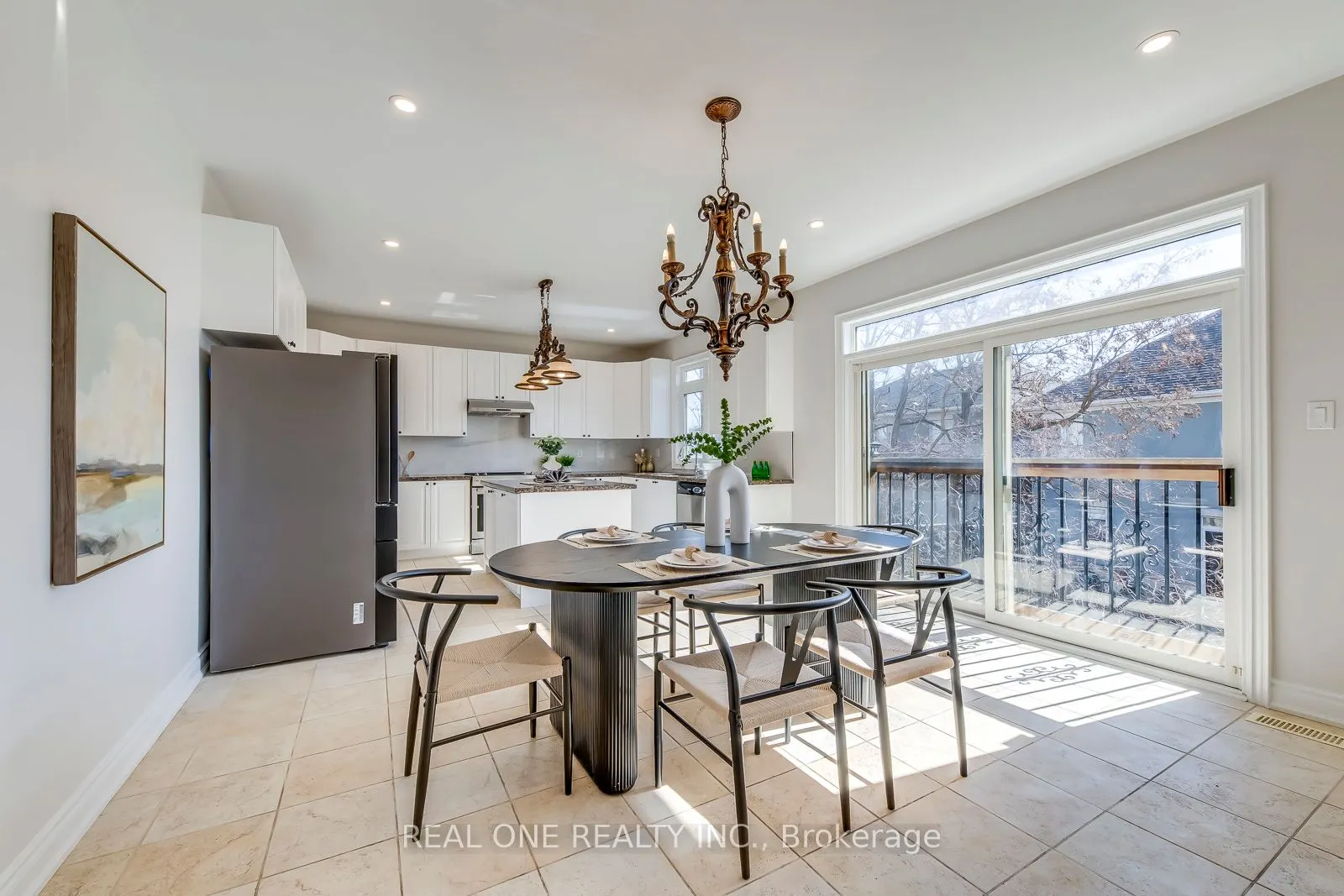1426 Redwing Court
