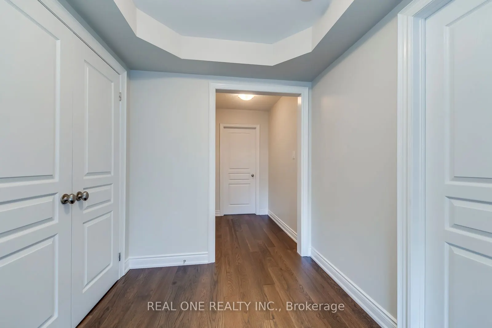 1426 Redwing Court