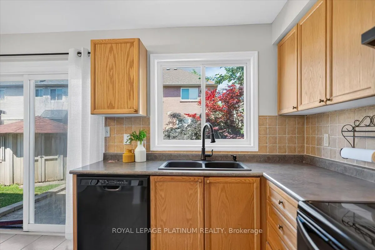21 Vista Green Crescent